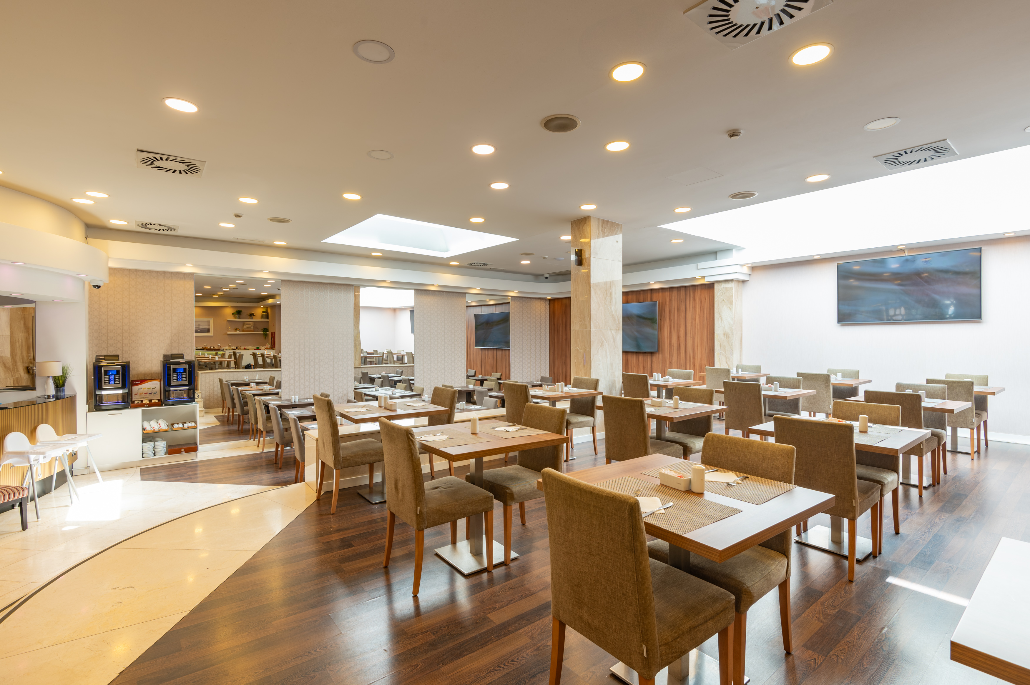 Masa Hotel Almirante