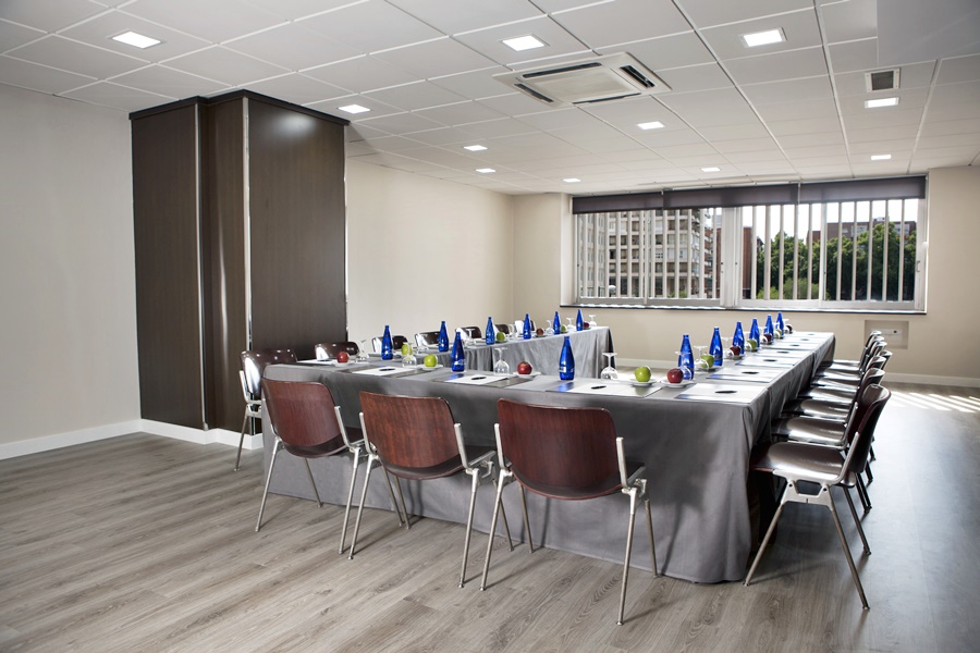 Hotel Chamartin the One - photo