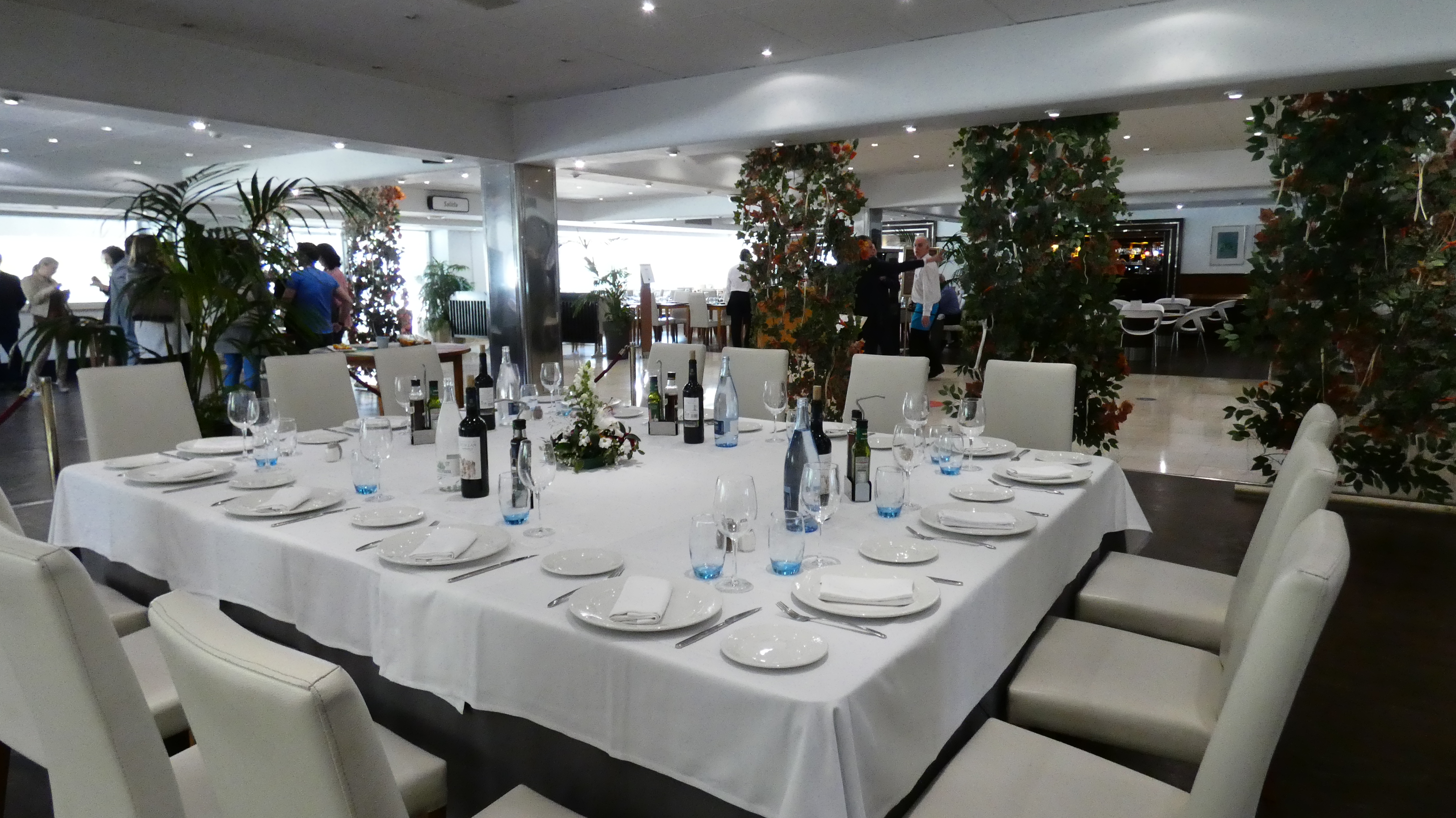 Hotel Chamartin the One - photo