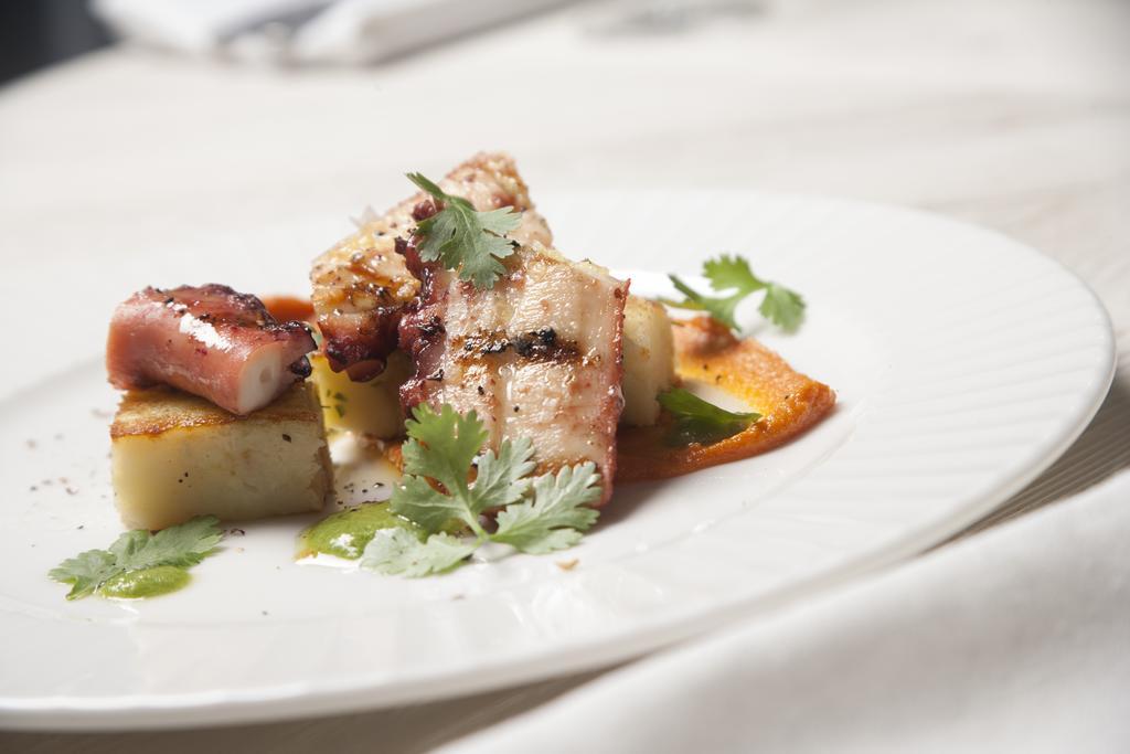 AC Barcelona Victoria Suites - nuotrauka