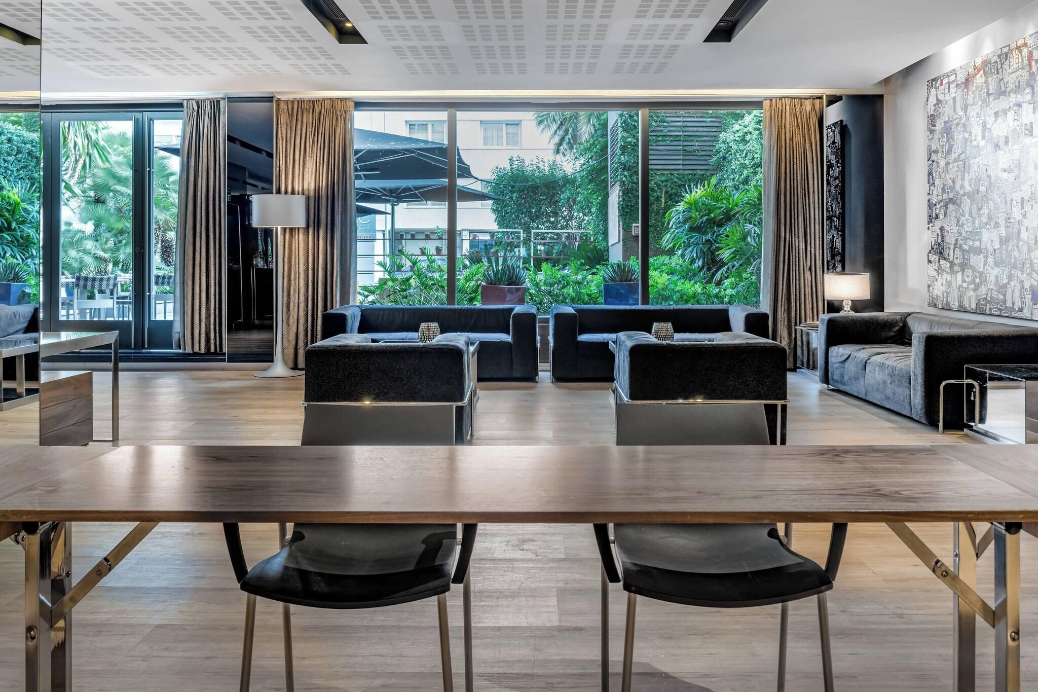 AC Barcelona Victoria Suites - nuotrauka