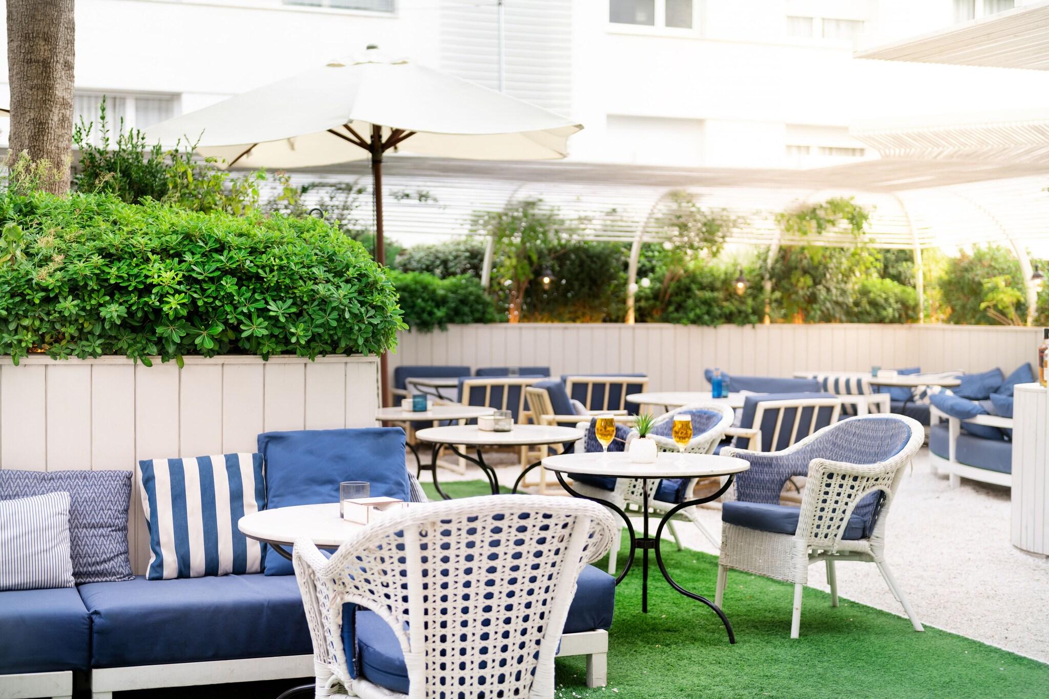 AC Barcelona Victoria Suites - nuotrauka