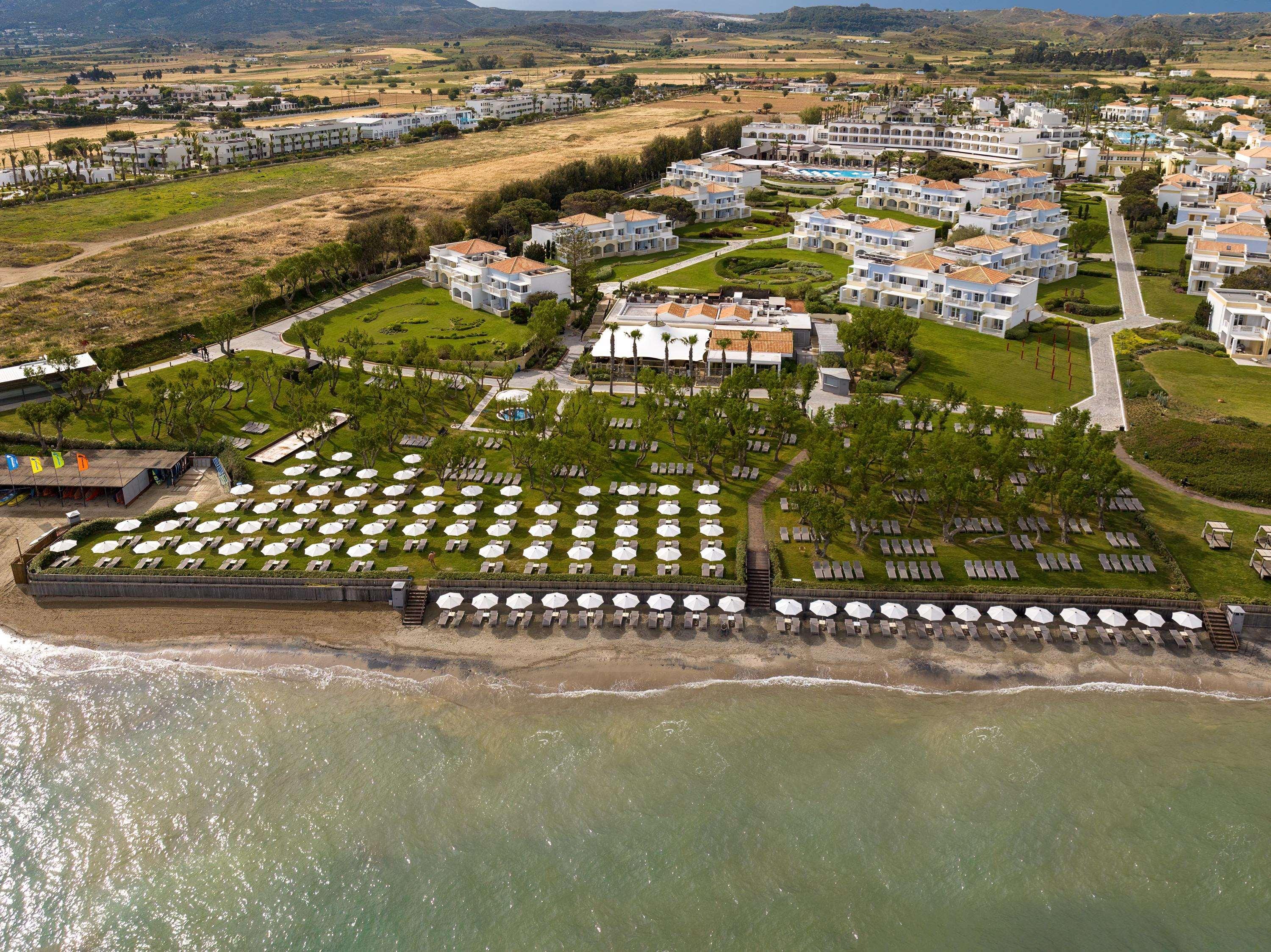 Neptune Hotels - Resort, Convention Centre & Spa - photo