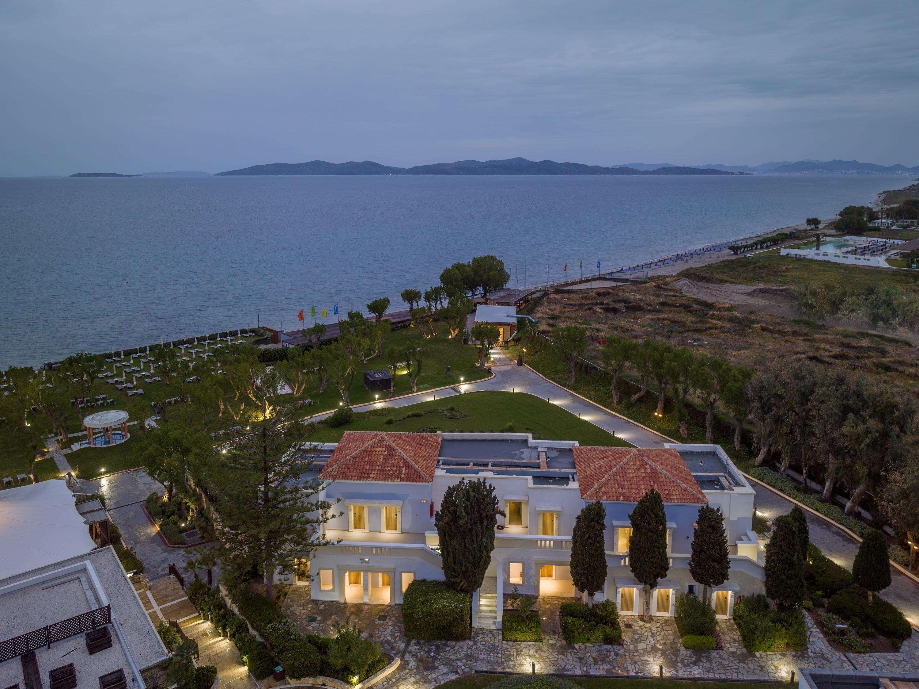 Neptune Hotels - Resort, Convention Centre & Spa - photo