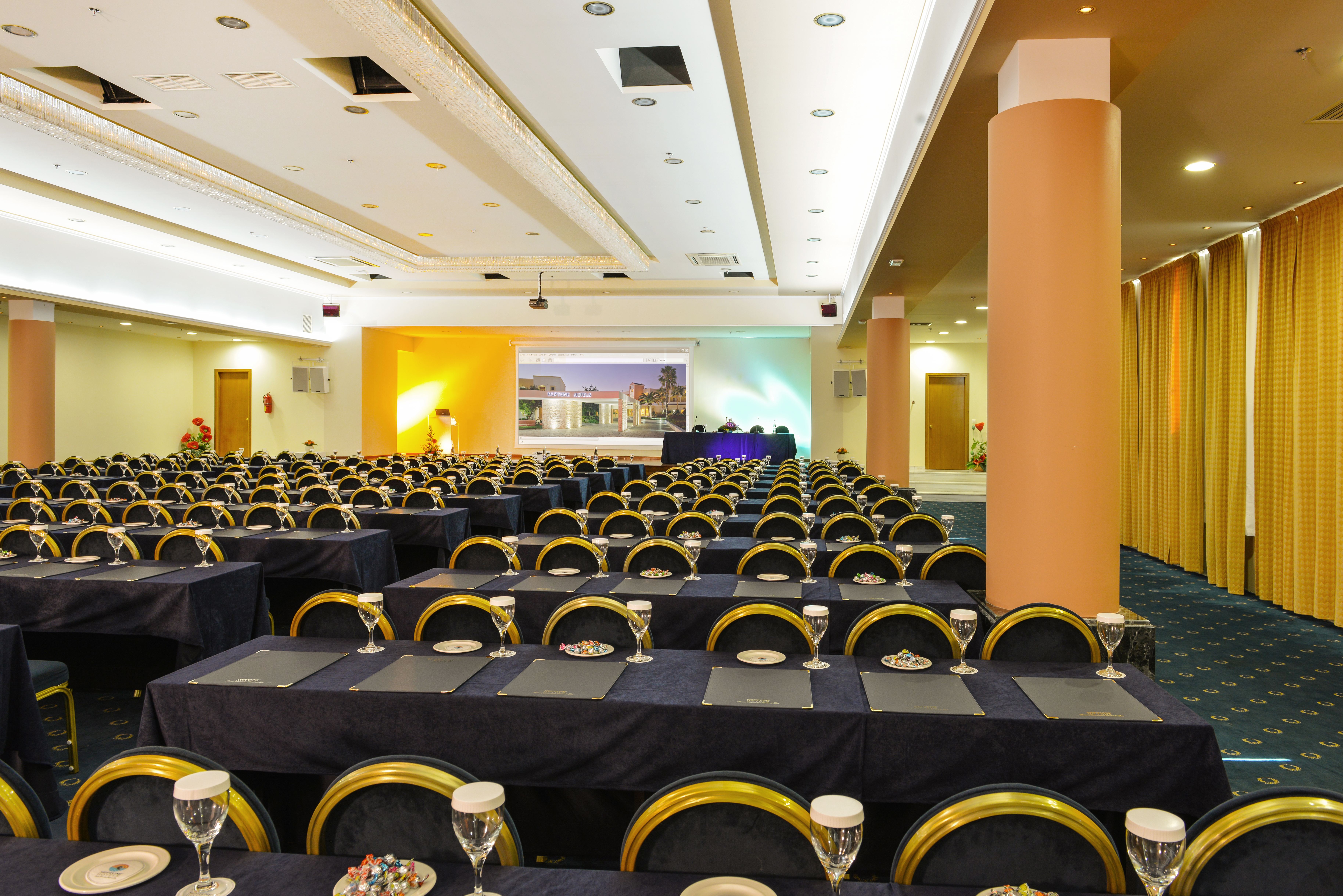 Neptune Hotels - Resort, Convention Centre & Spa - photo