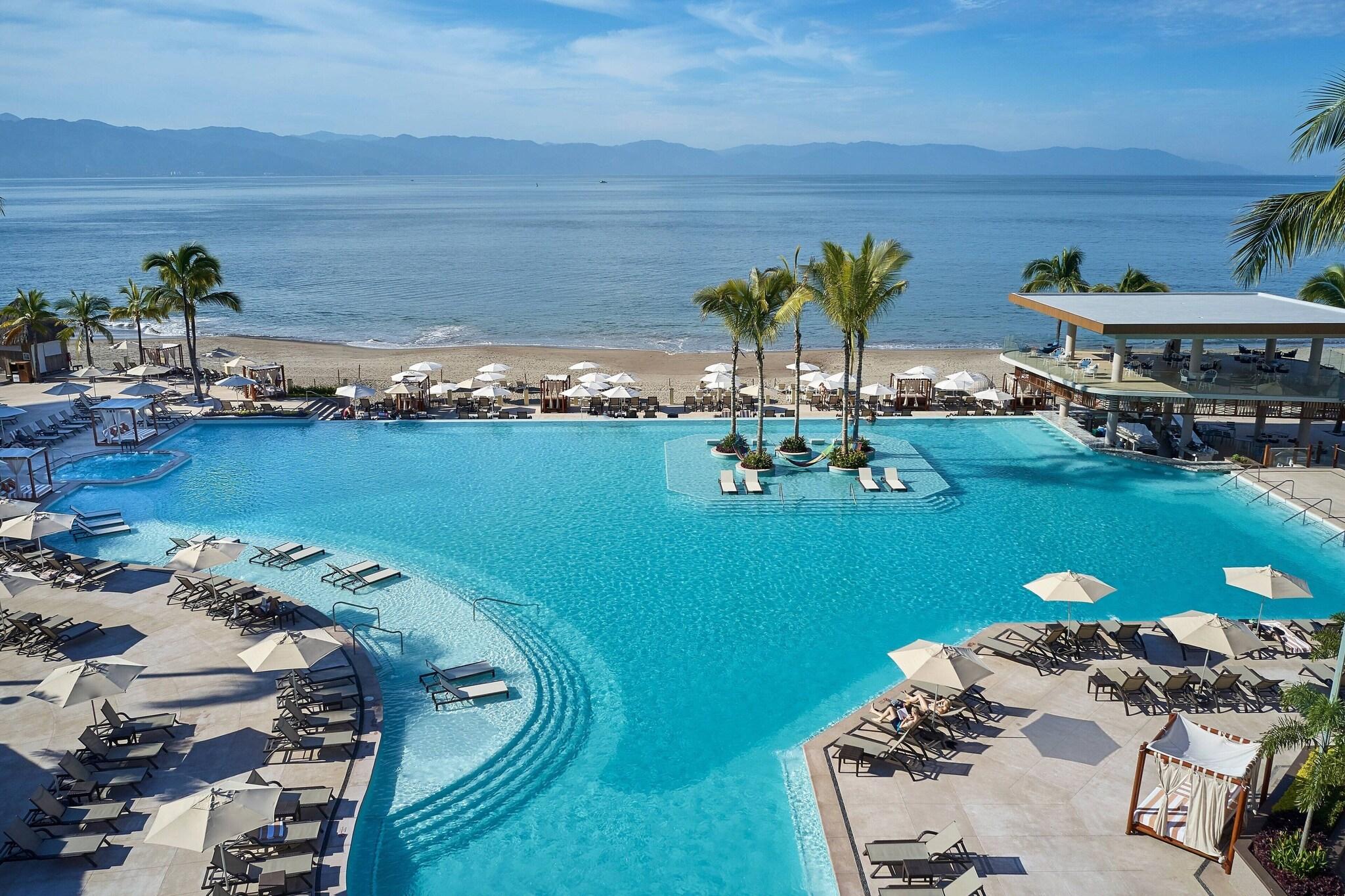 Marriott Puerto Vallarta Resort & Spa by null