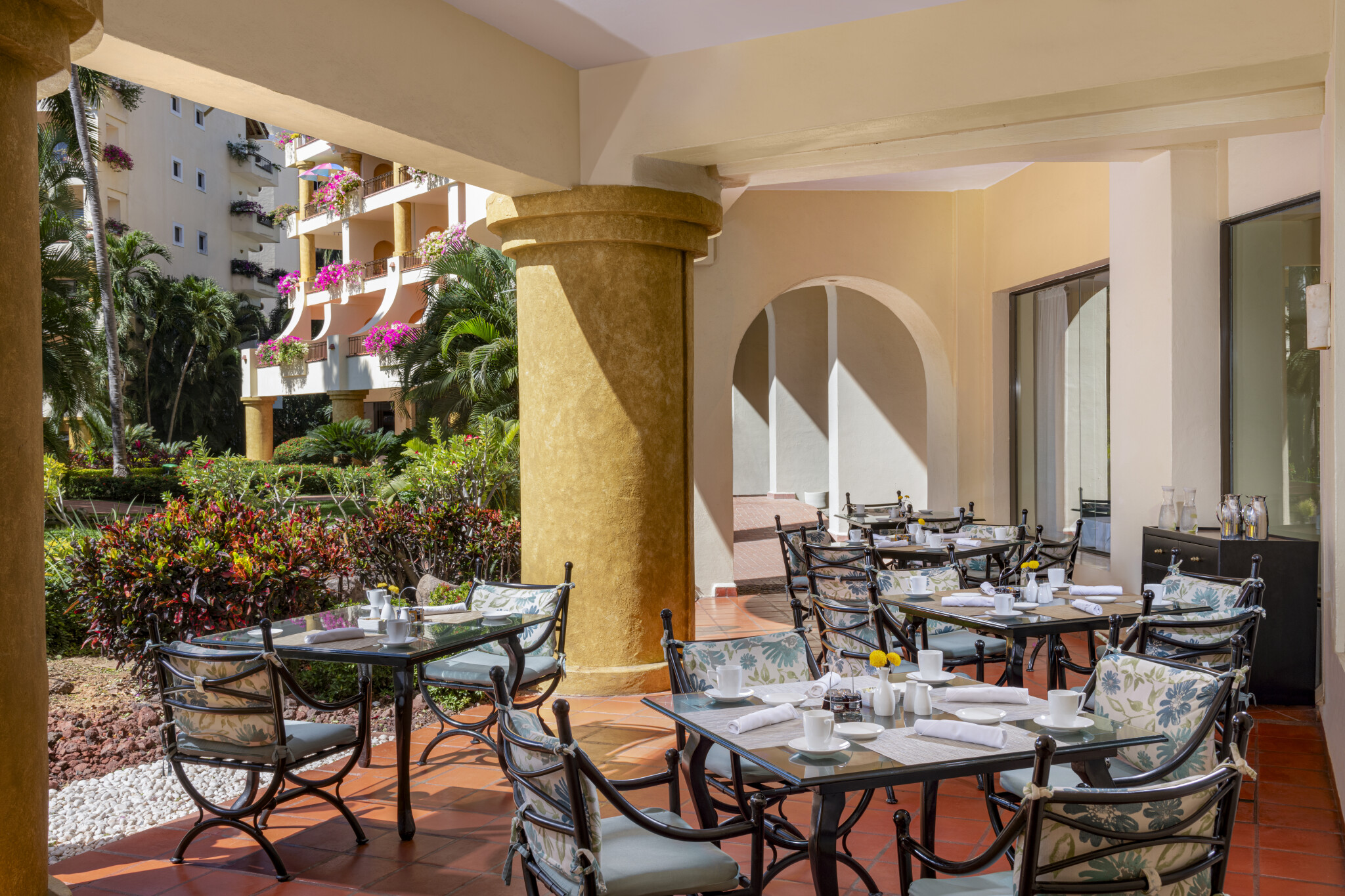 Velas Vallarta by null