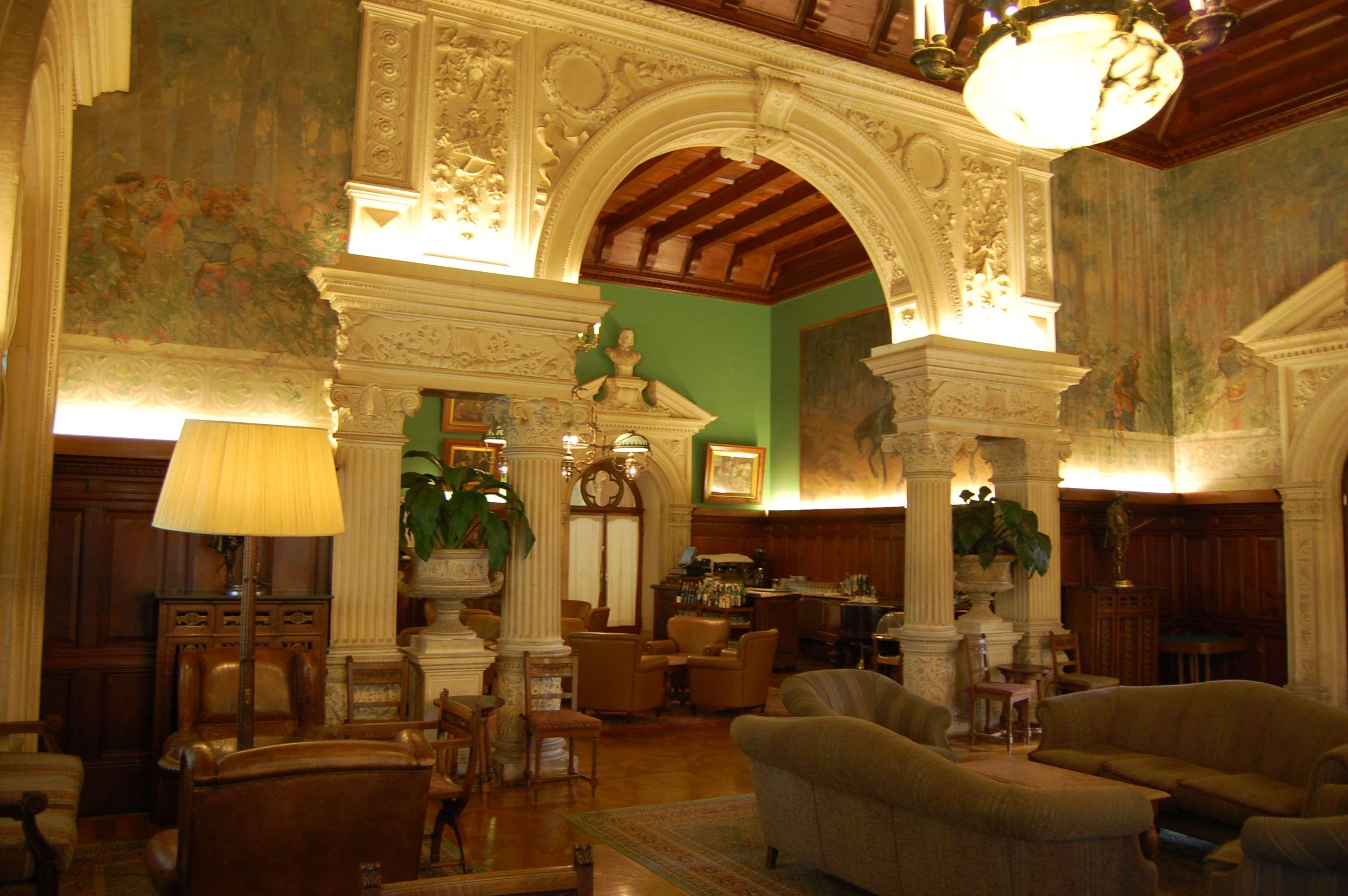 Bussaco Palace Hotel by null