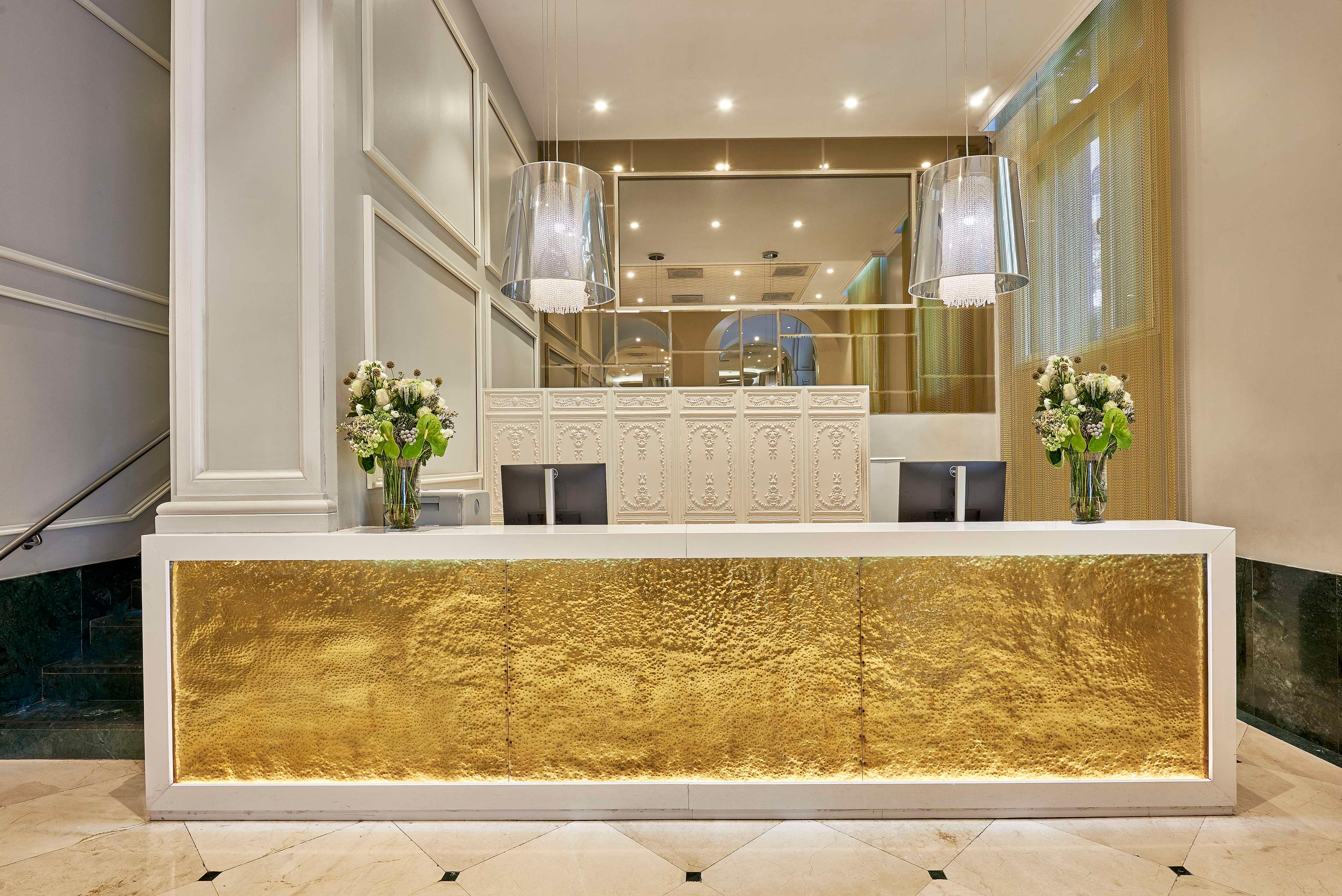 Hotel NH Collection Madrid Abascal by null