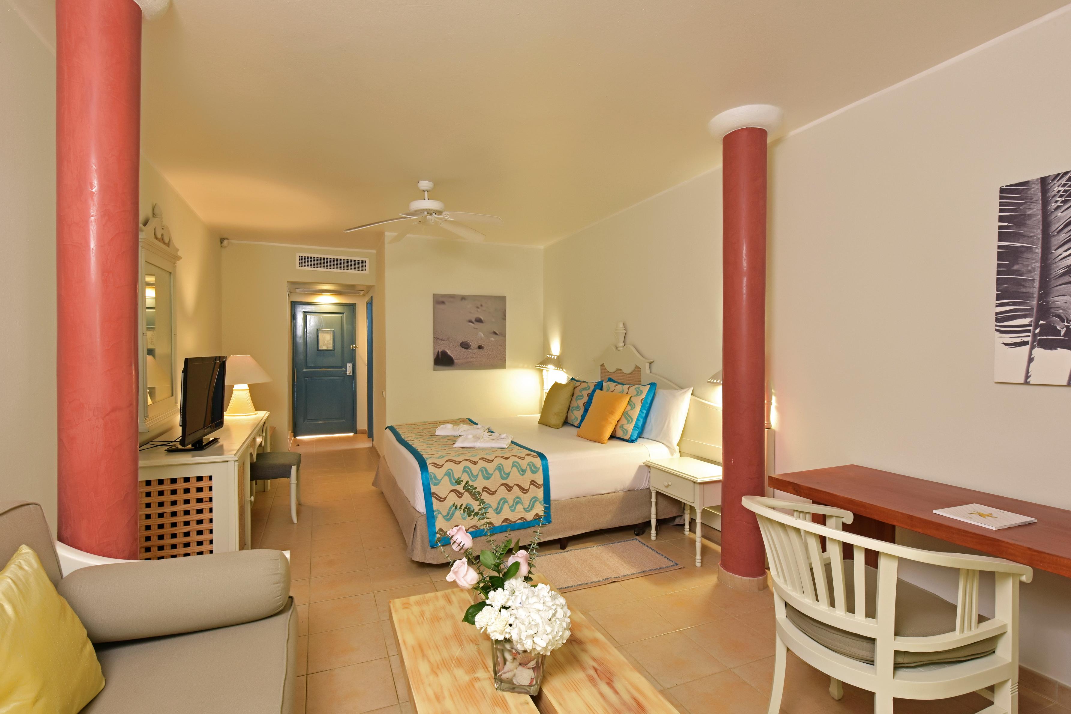 Iberostar Waves Costa Dorada All Inclusive