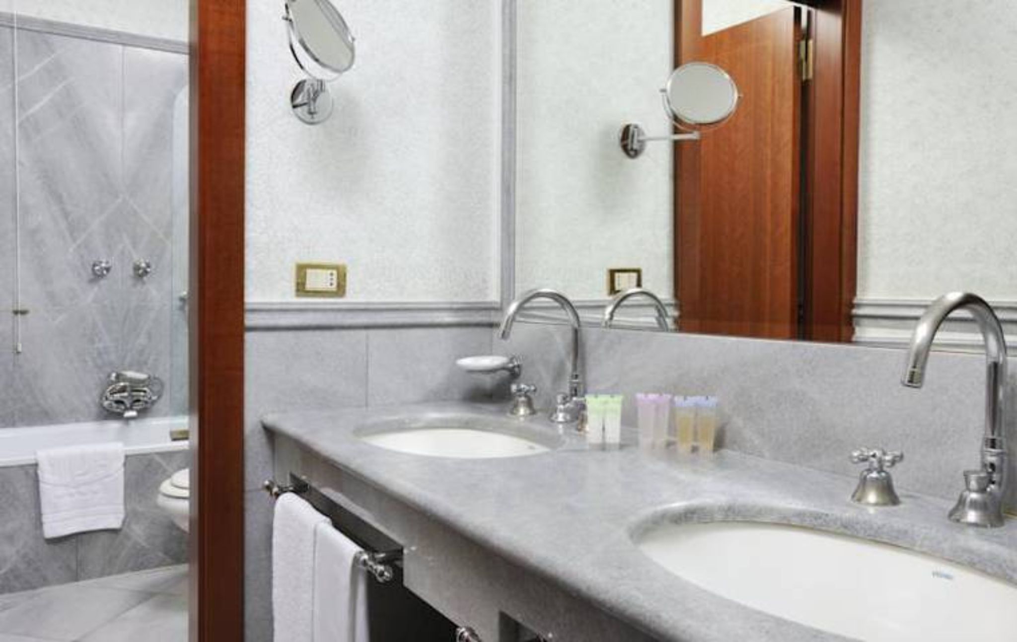 Mecenate Palace Hotel by null