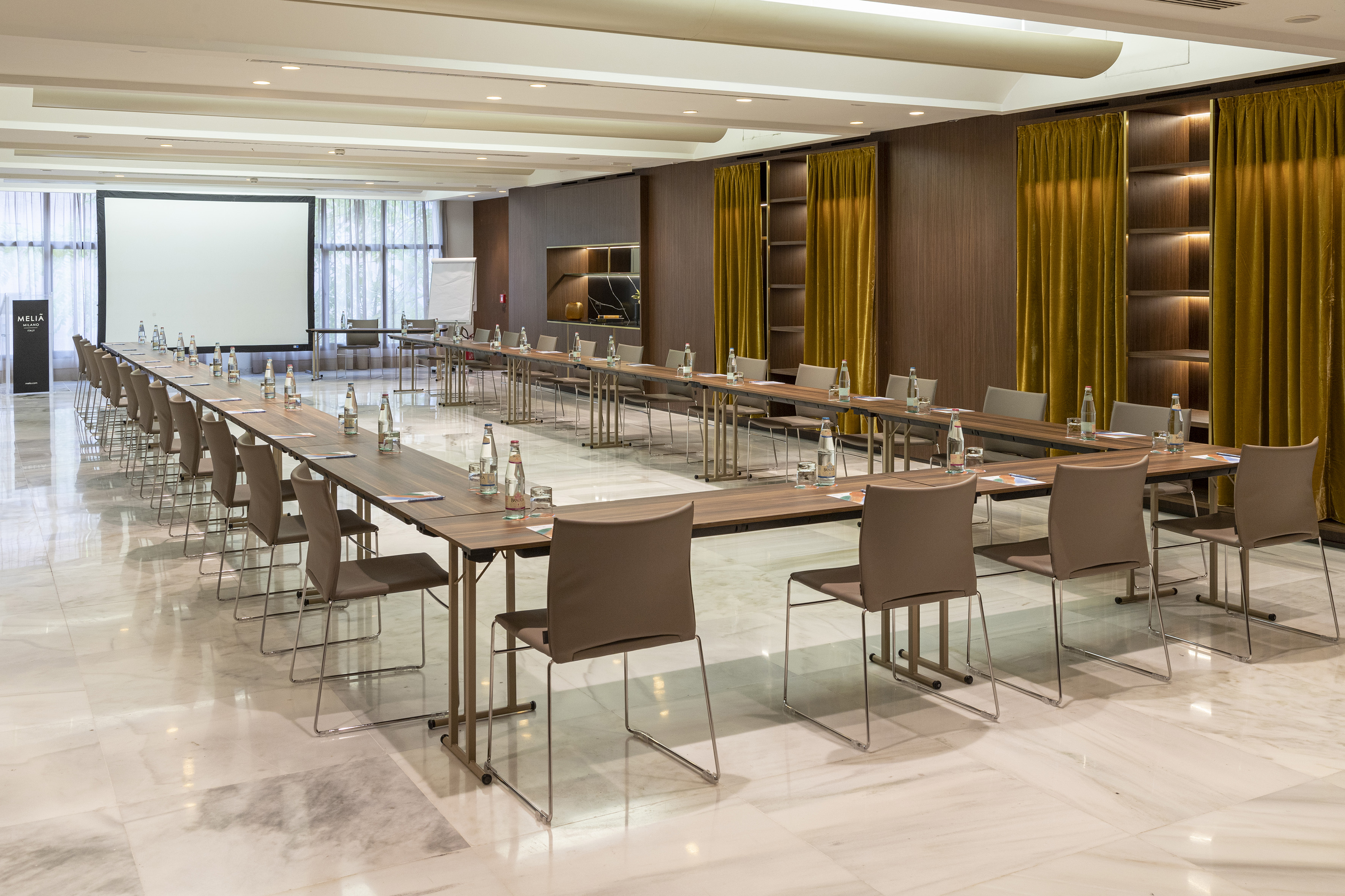 Melia Milano - photo