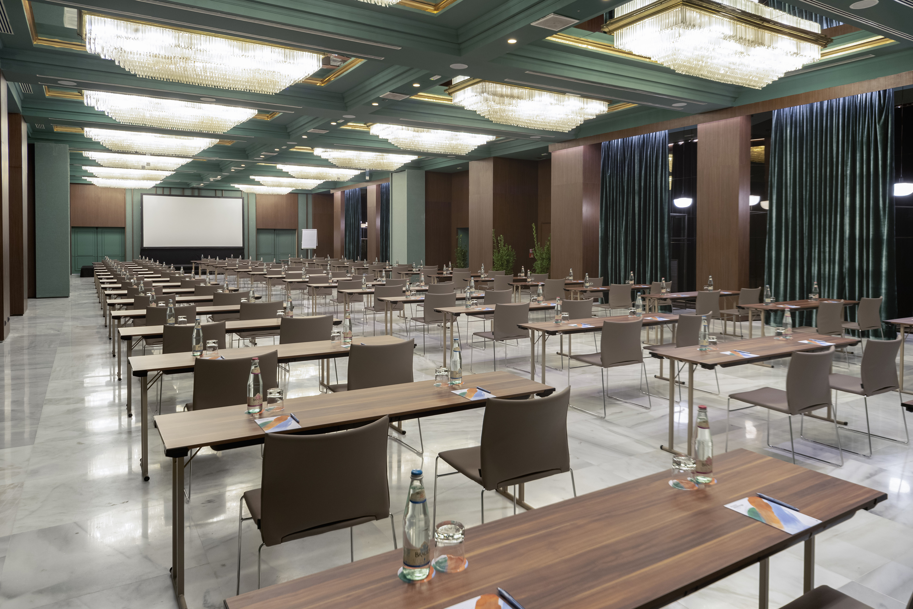 Melia Milano - photo