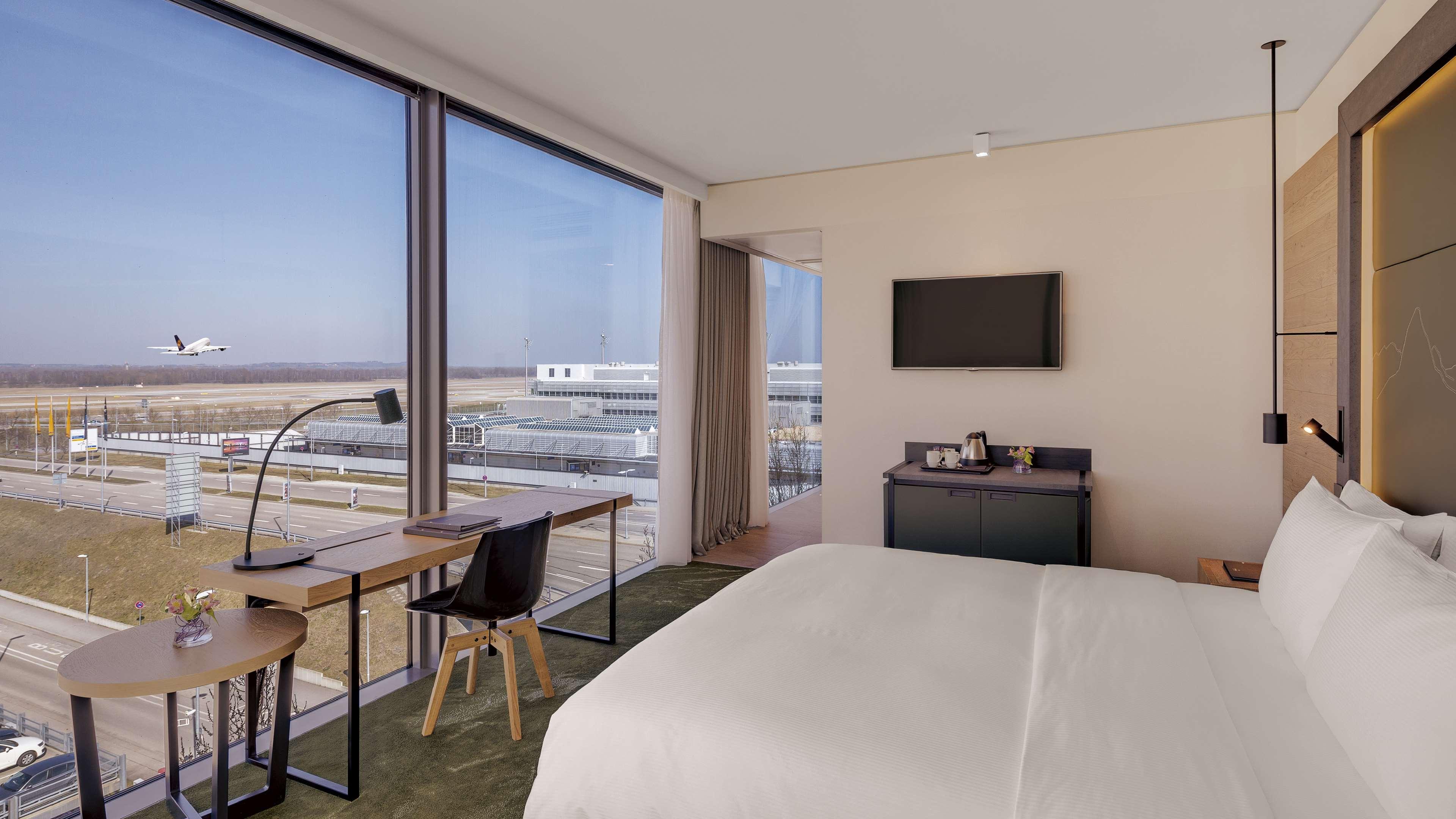Hilton Munich Airport by null