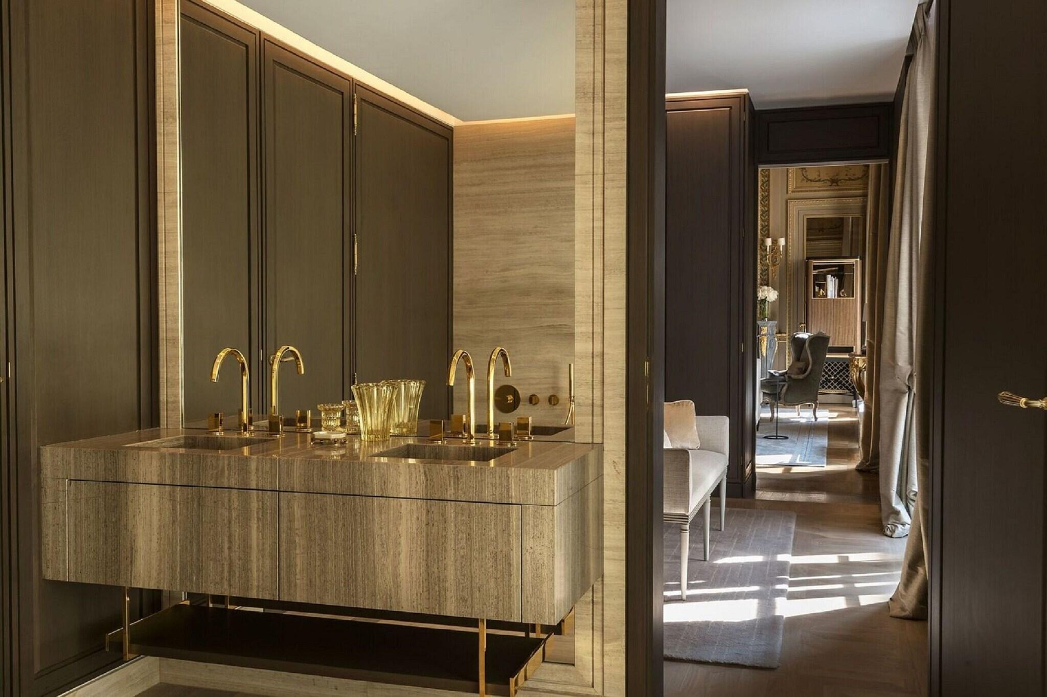 Hôtel de Crillon, A Rosewood Hotel by null