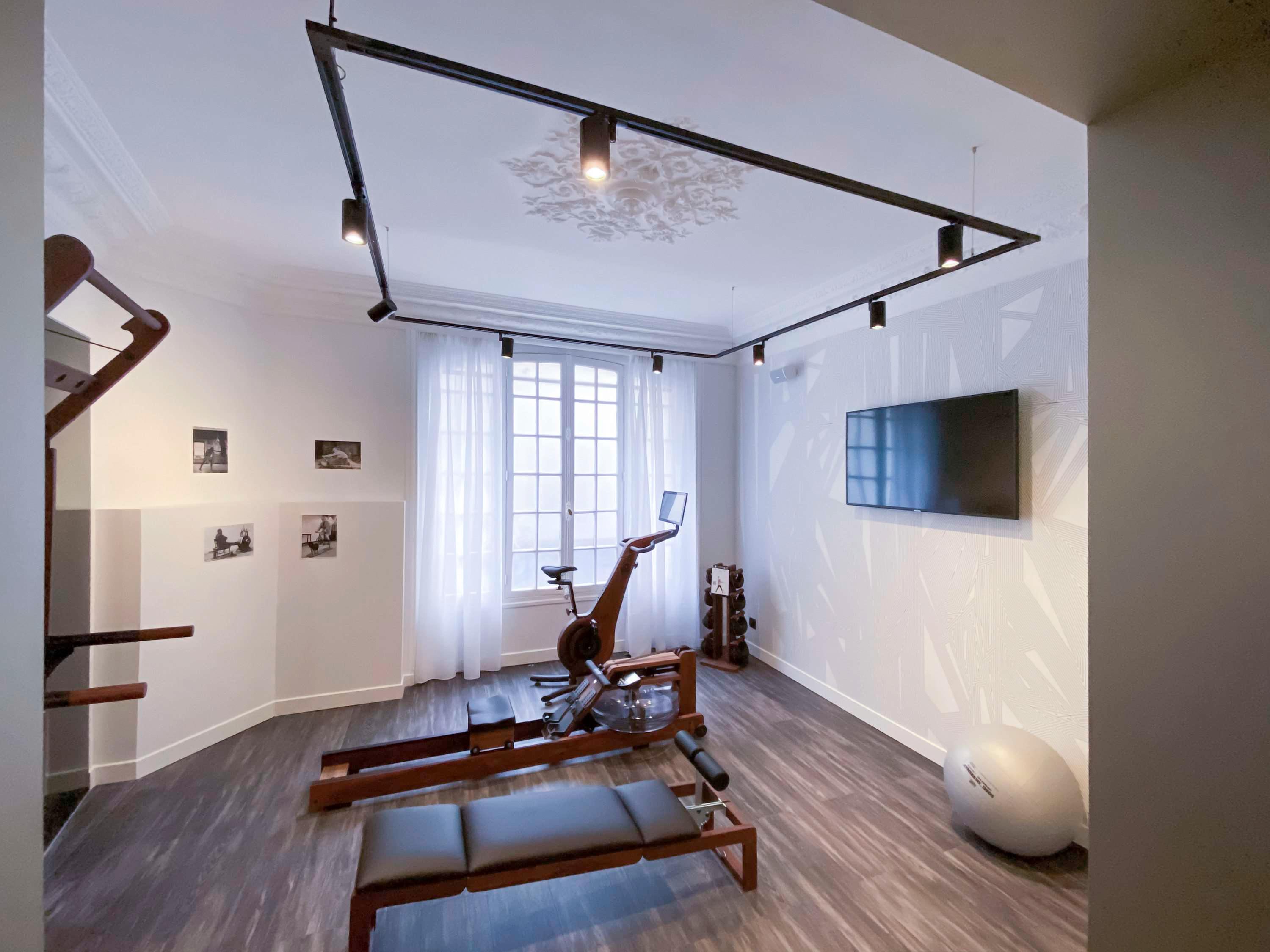 TRIBE Paris Batignolles by null