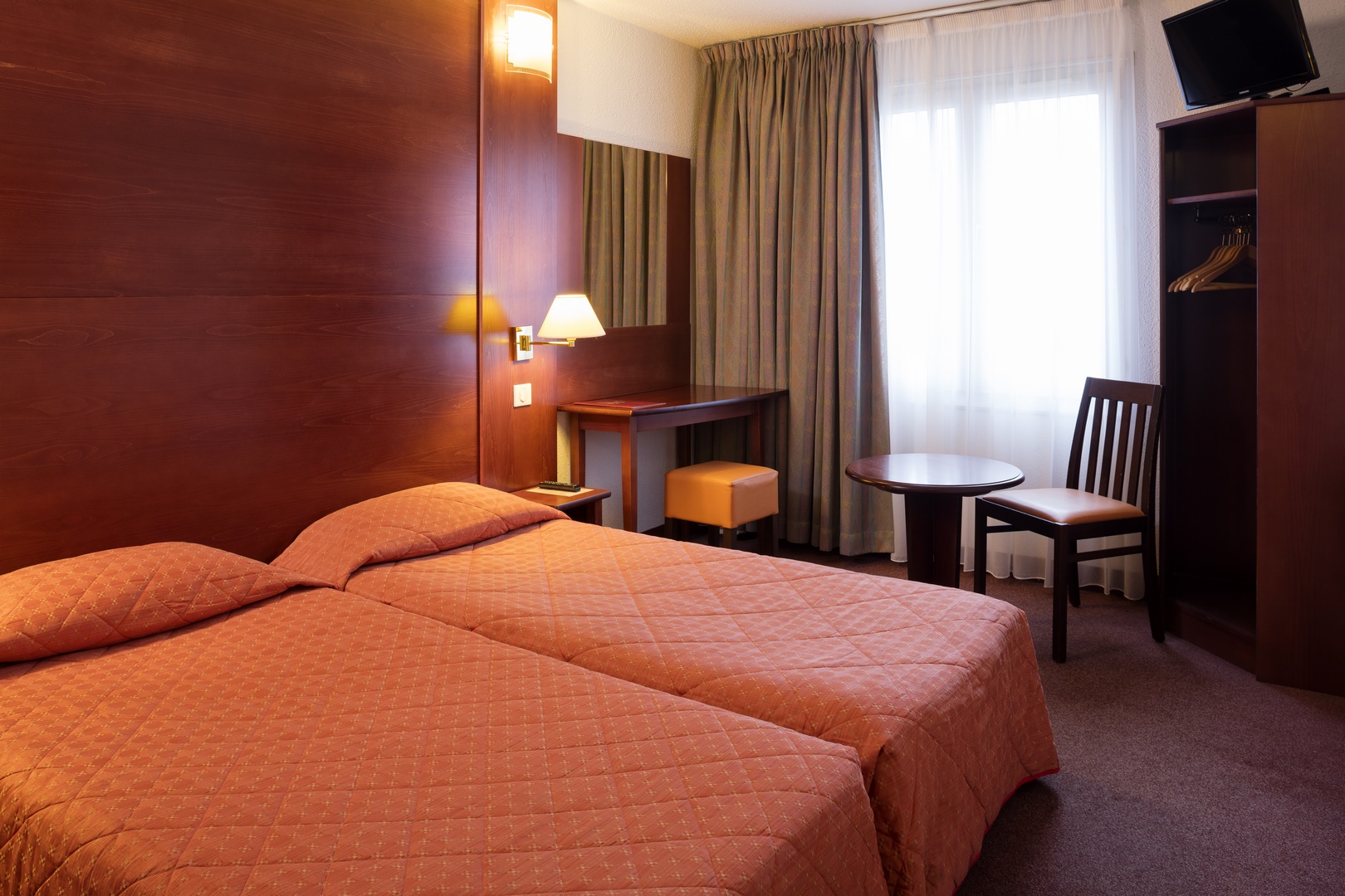 TRIBE Paris Batignolles by null