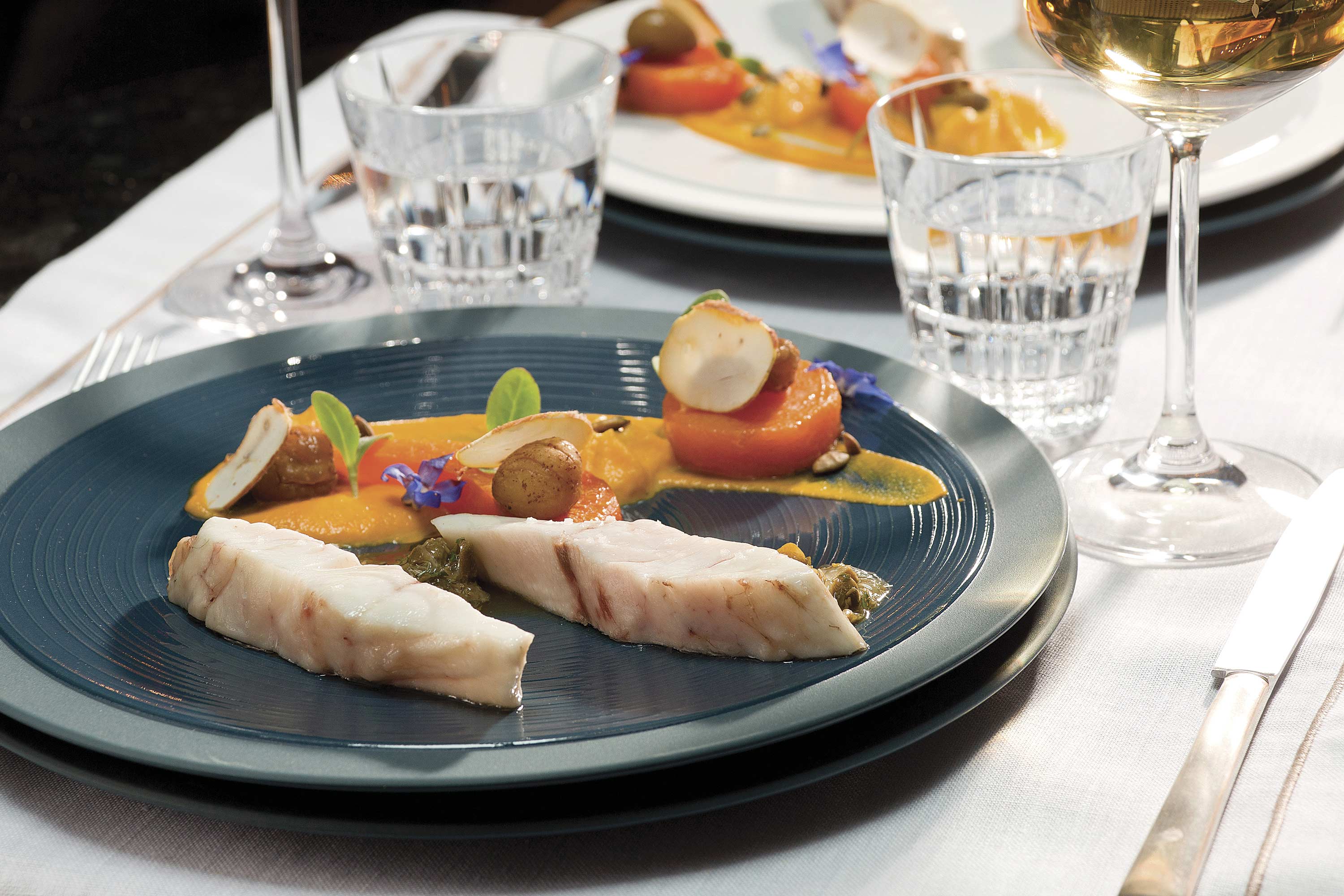 Demeure Montaigne by null