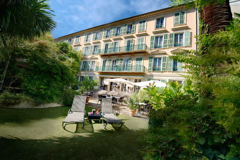Villa Victoria