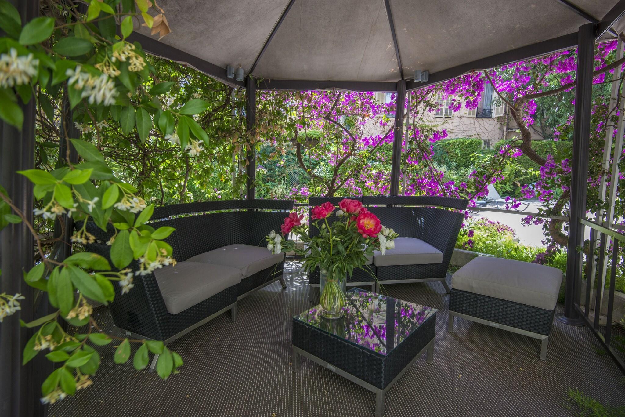 Villa Victoria - photo