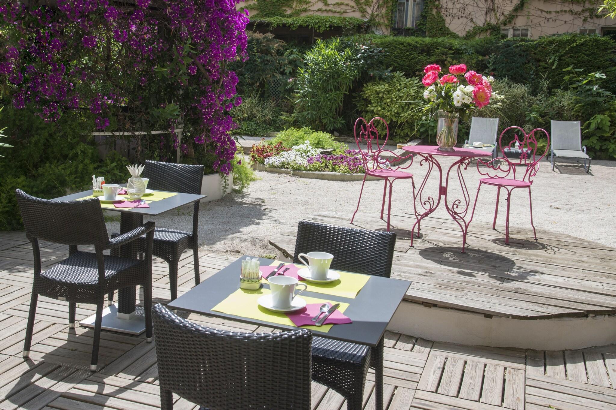 Villa Victoria - photo