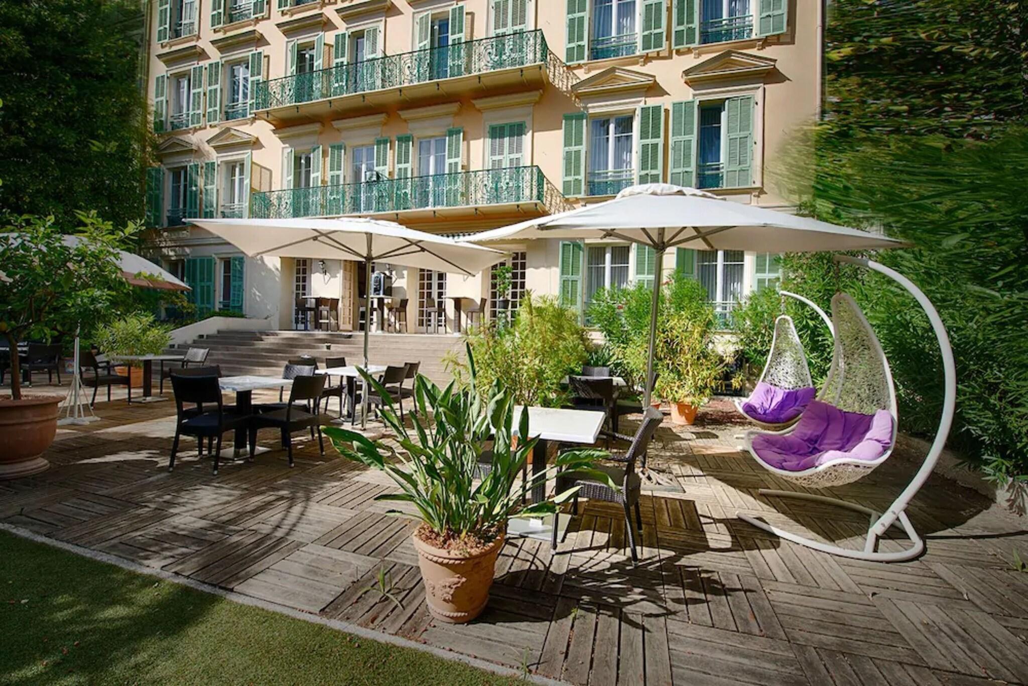 Villa Victoria - photo