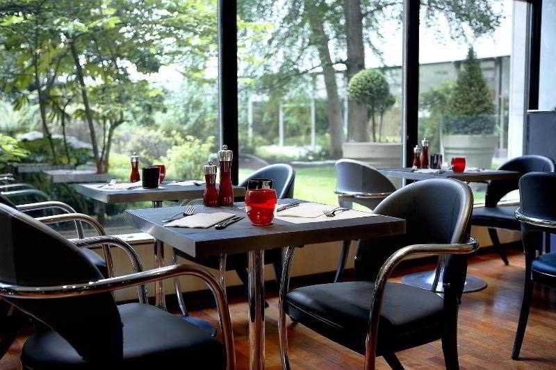 Le Méridien Paris Arc De Triomphe by null