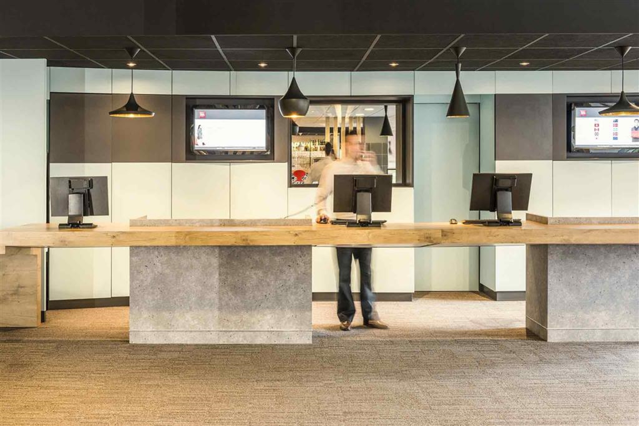 ibis Paris Porte de Bagnolet - photo