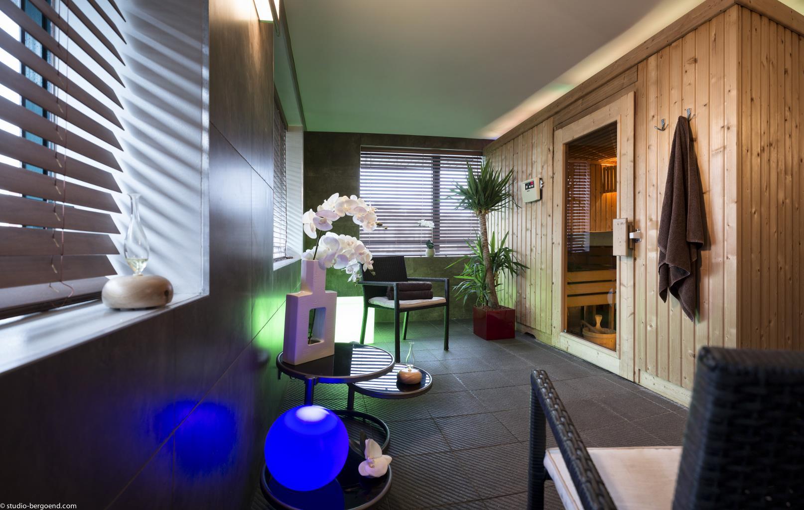 Moxy Annecy