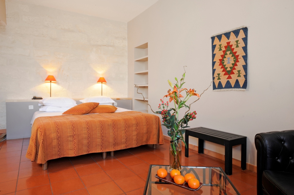 Hotel Cloitre Saint Louis by null