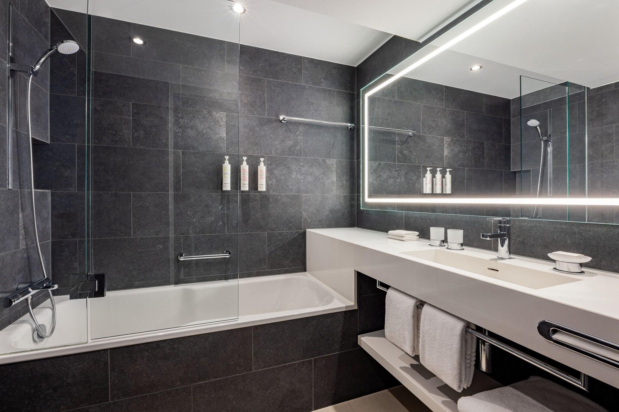 Swissôtel Le Plaza Basel by null