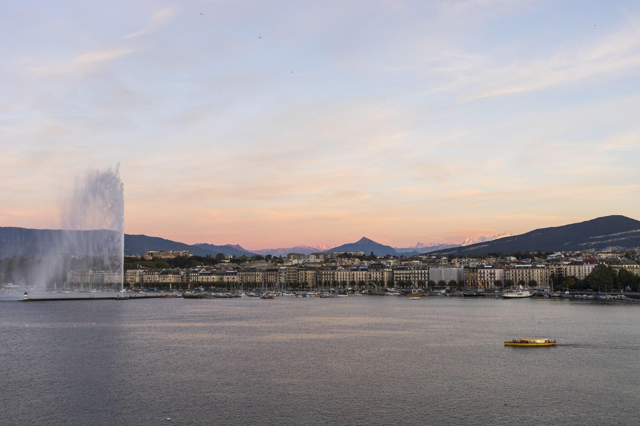 The Ritz-Carlton Hotel de la Paix, Geneva by null