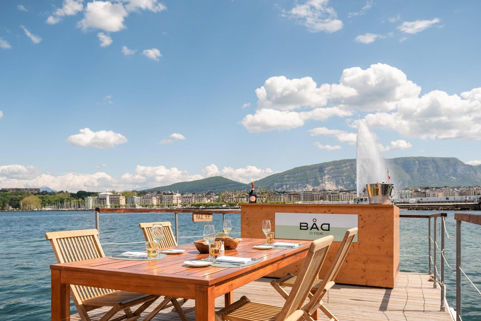 The Ritz-Carlton Hotel de la Paix, Geneva by null