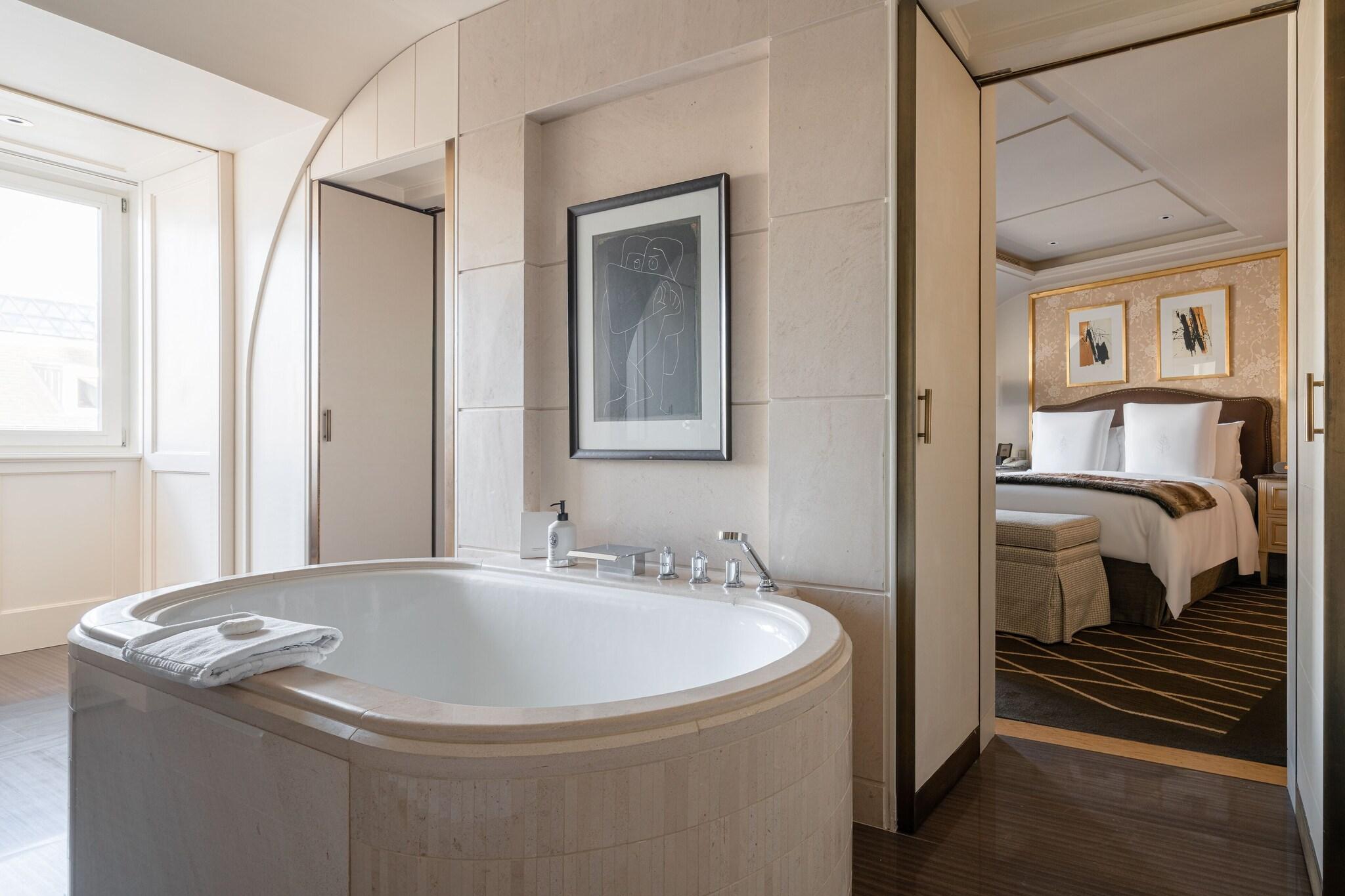 Four Seasons Hotel des Bergues Geneva by null