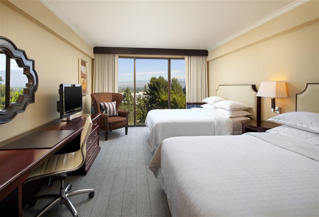 Sheraton Universal Hotel by null