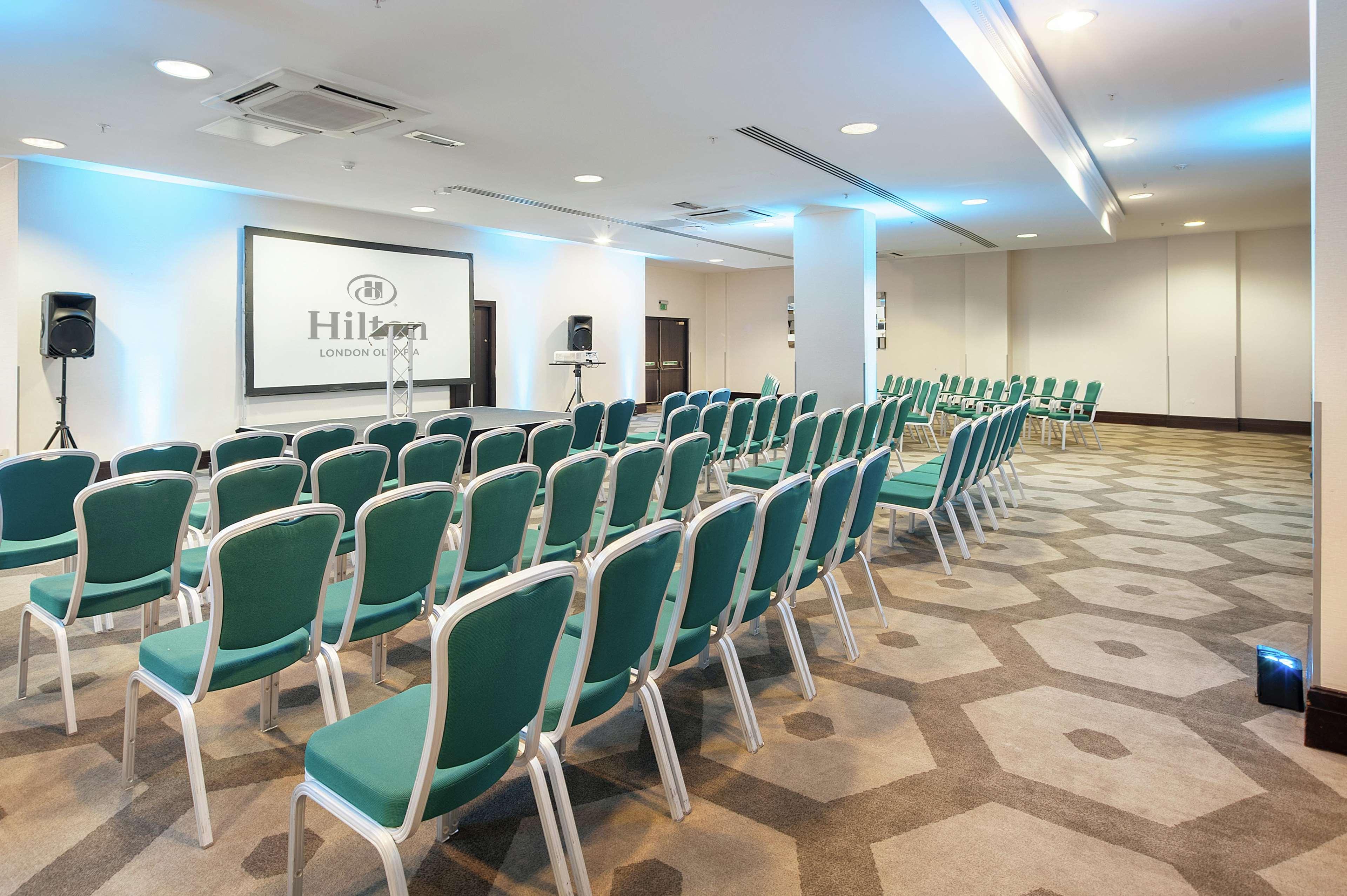 Галерея изображений Hilton London Olympia