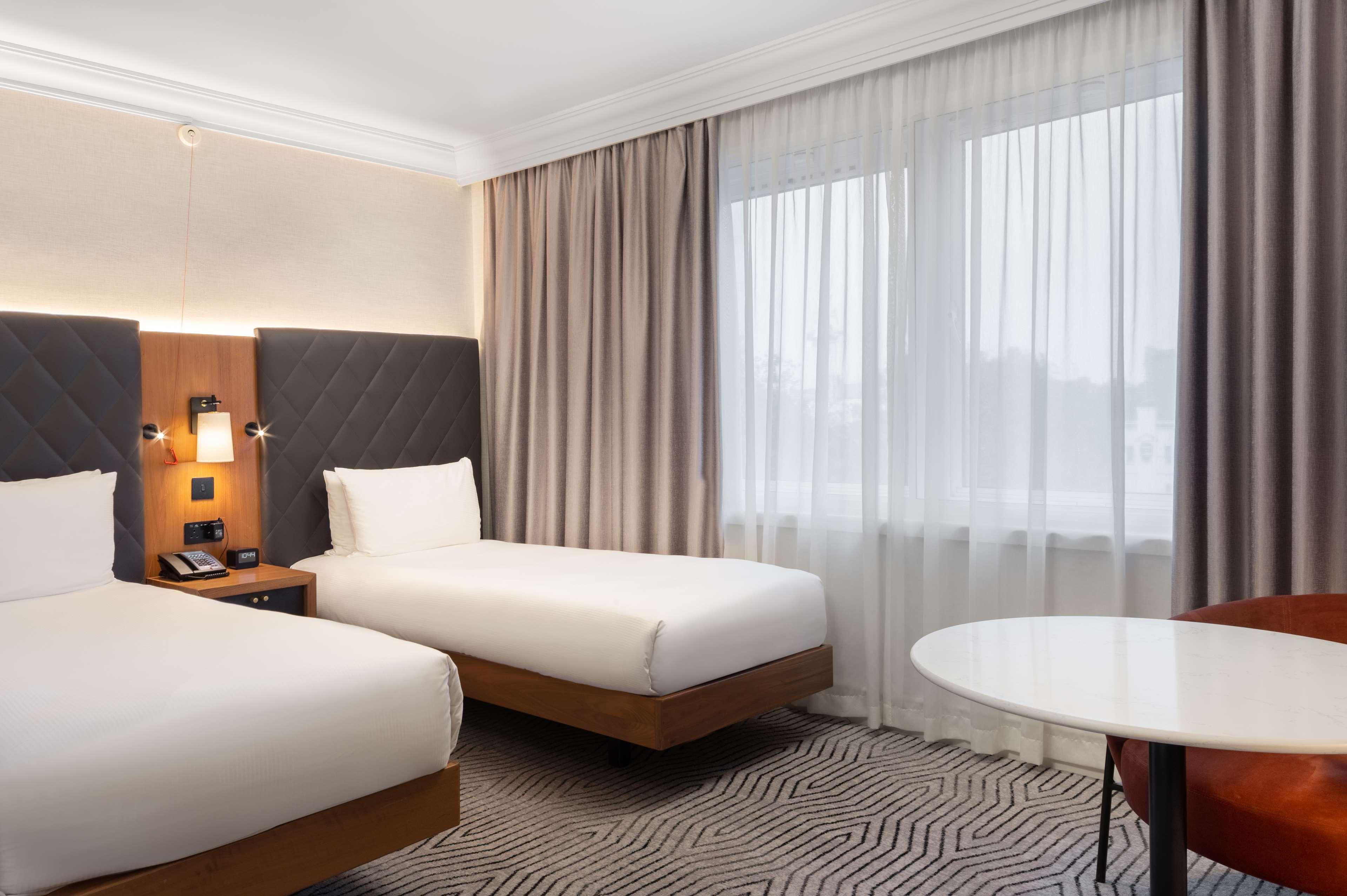 Галерея изображений Hilton London Olympia