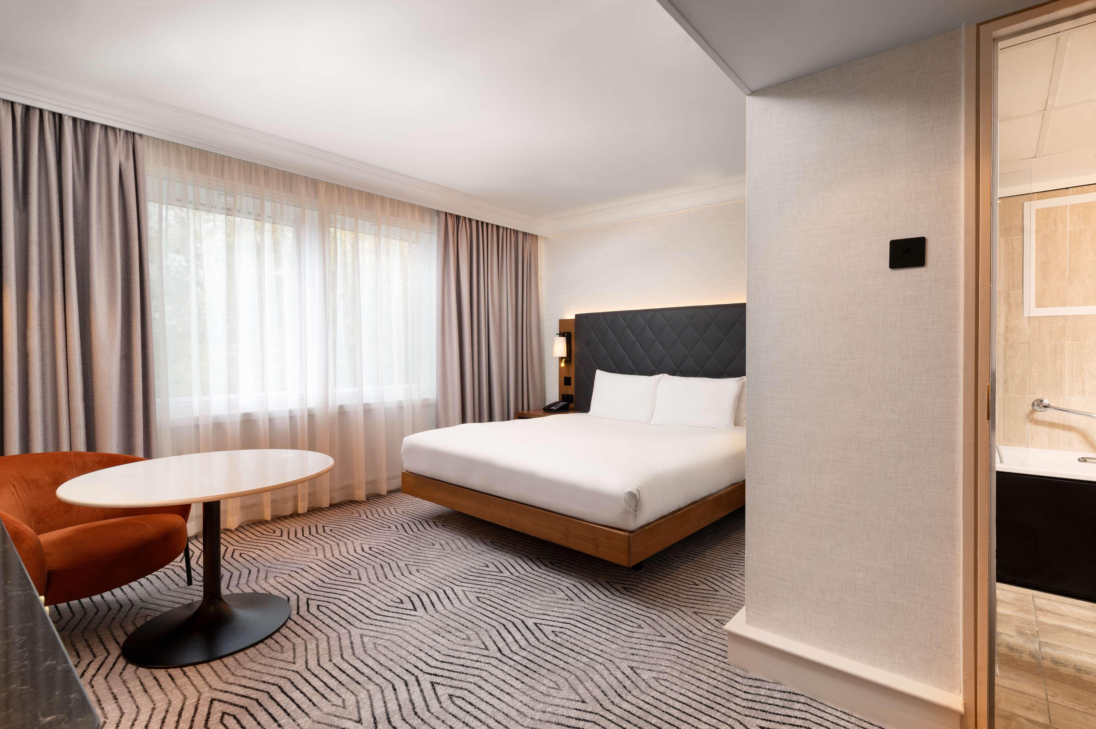 Галерея изображений Hilton London Olympia