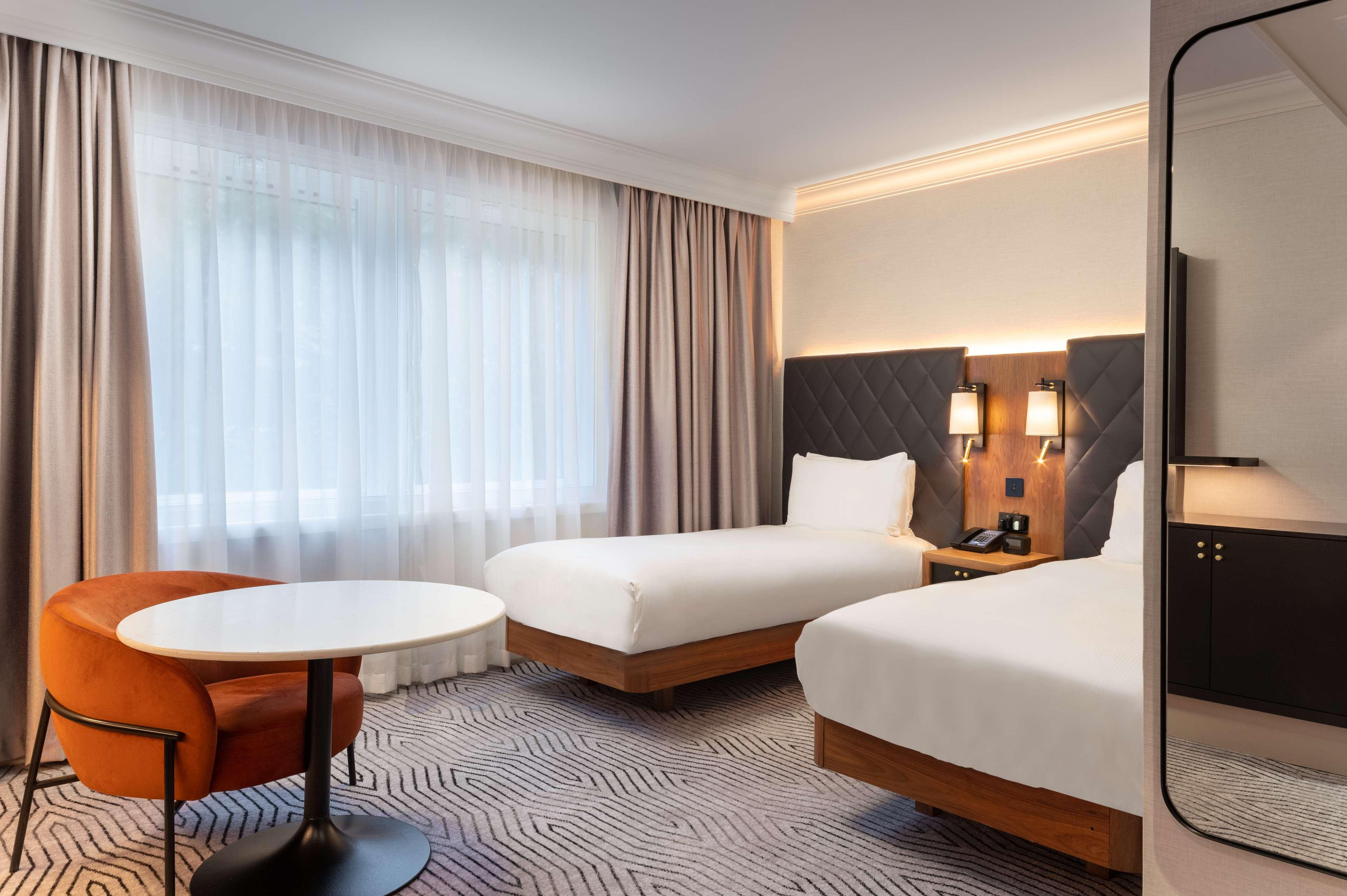 Галерея изображений Hilton London Olympia