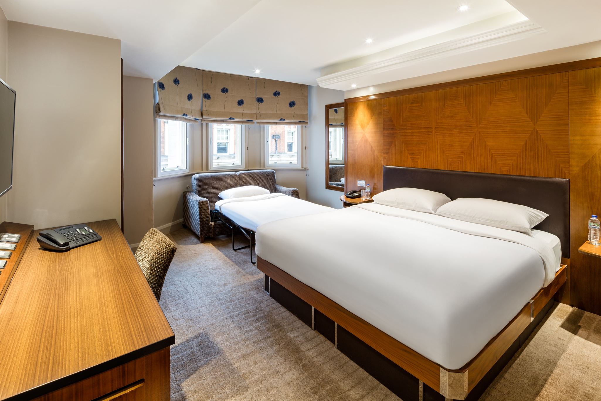 Галерея изображений Radisson Blu Edwardian Kenilworth Hotel London