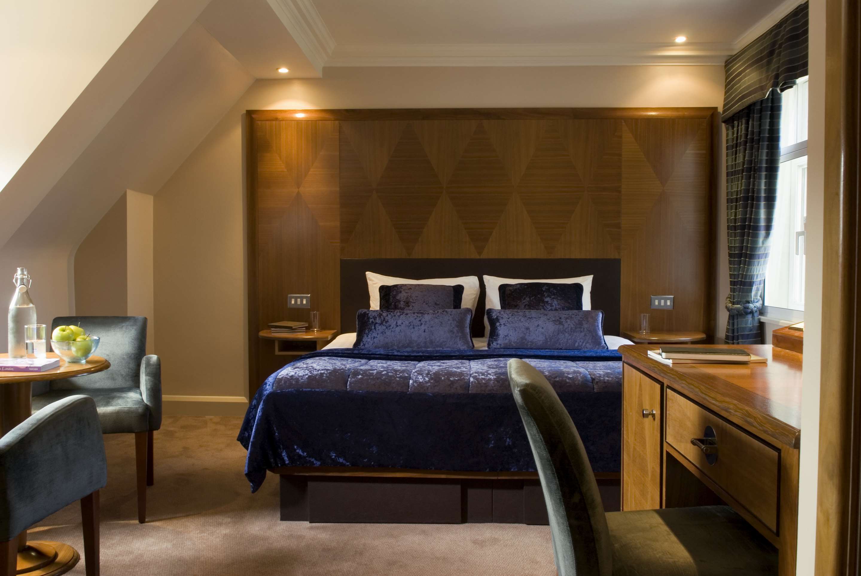 Галерея изображений Radisson Blu Edwardian Kenilworth Hotel London