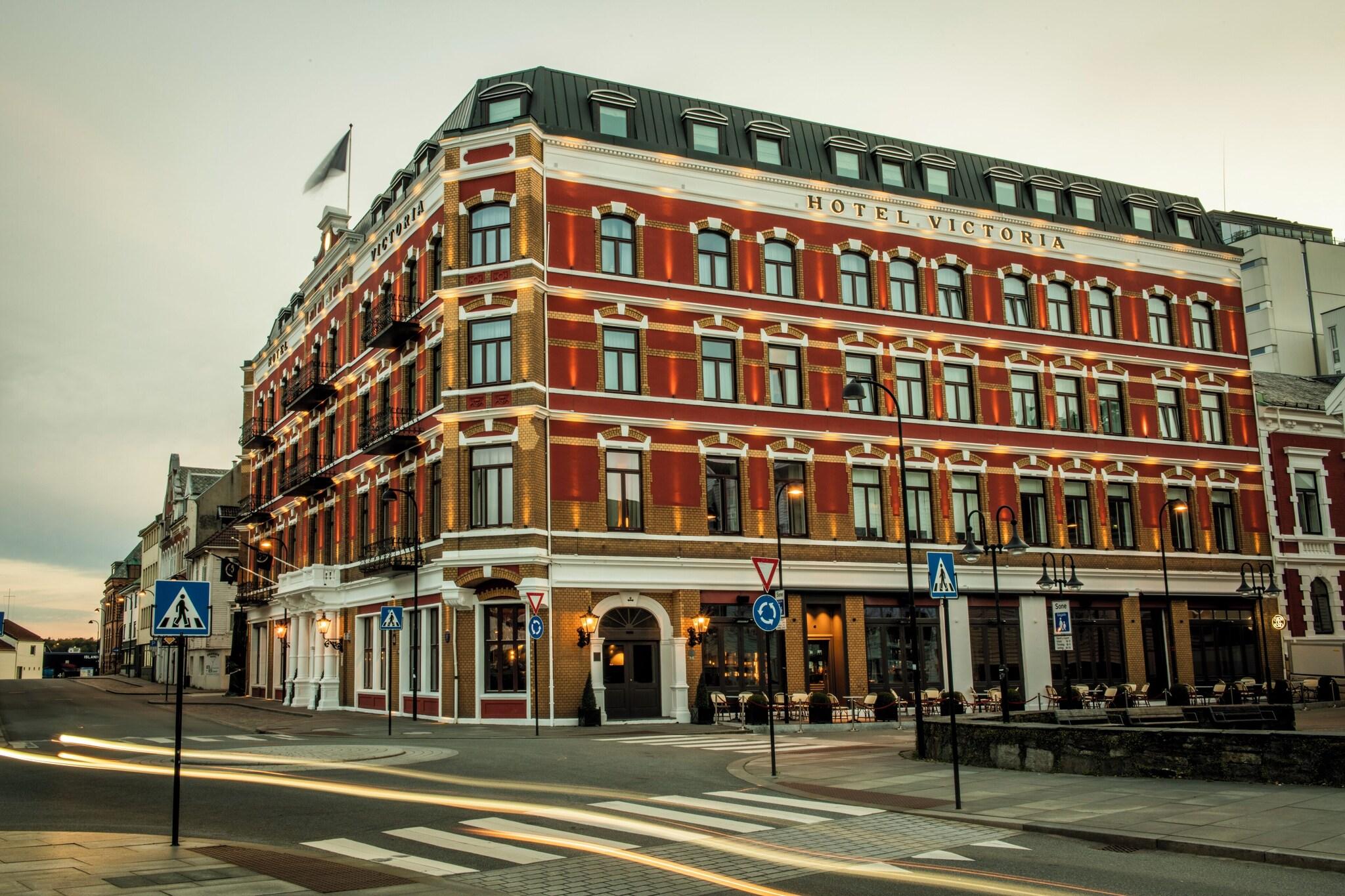 Victoria Hotel