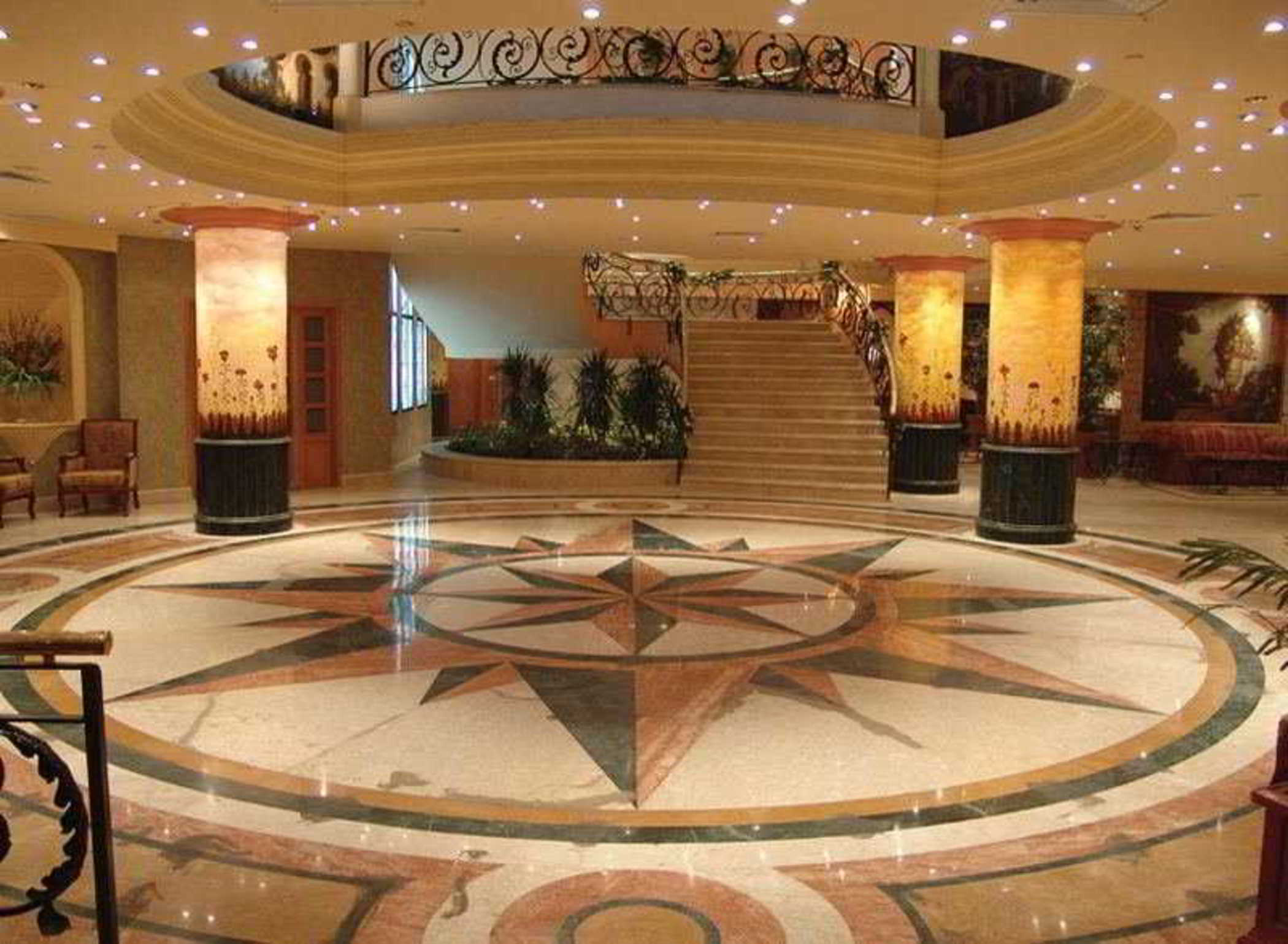Pyramisa Suites Hotel & Casino