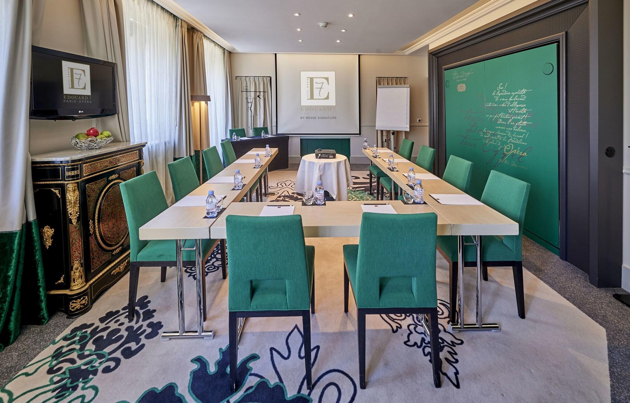 Hotel Edouard VII by null