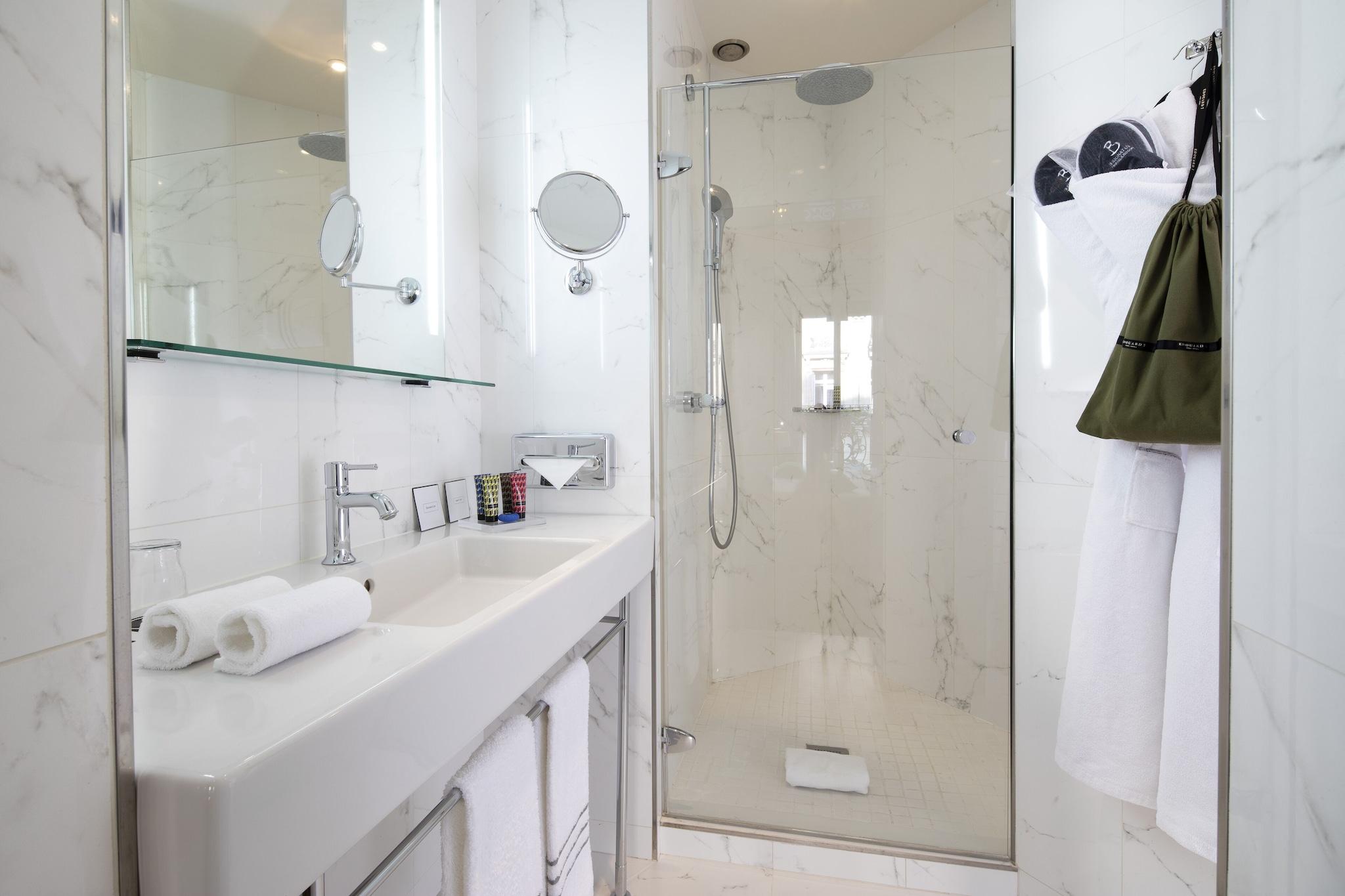 Hotel Edouard VII by null