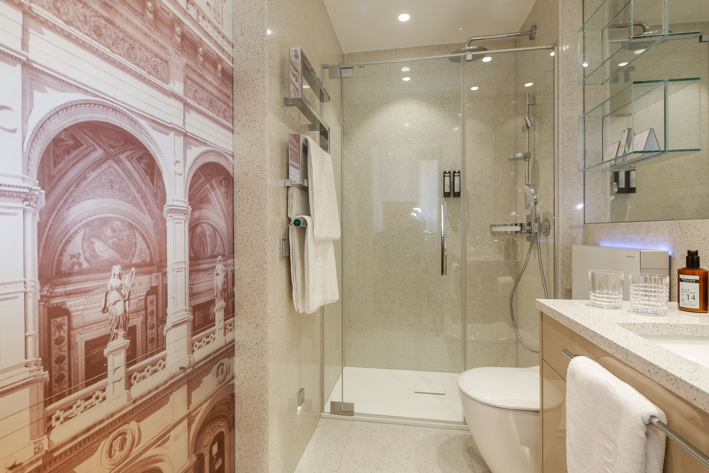 Small Luxury Hotel Das Tyrol by null
