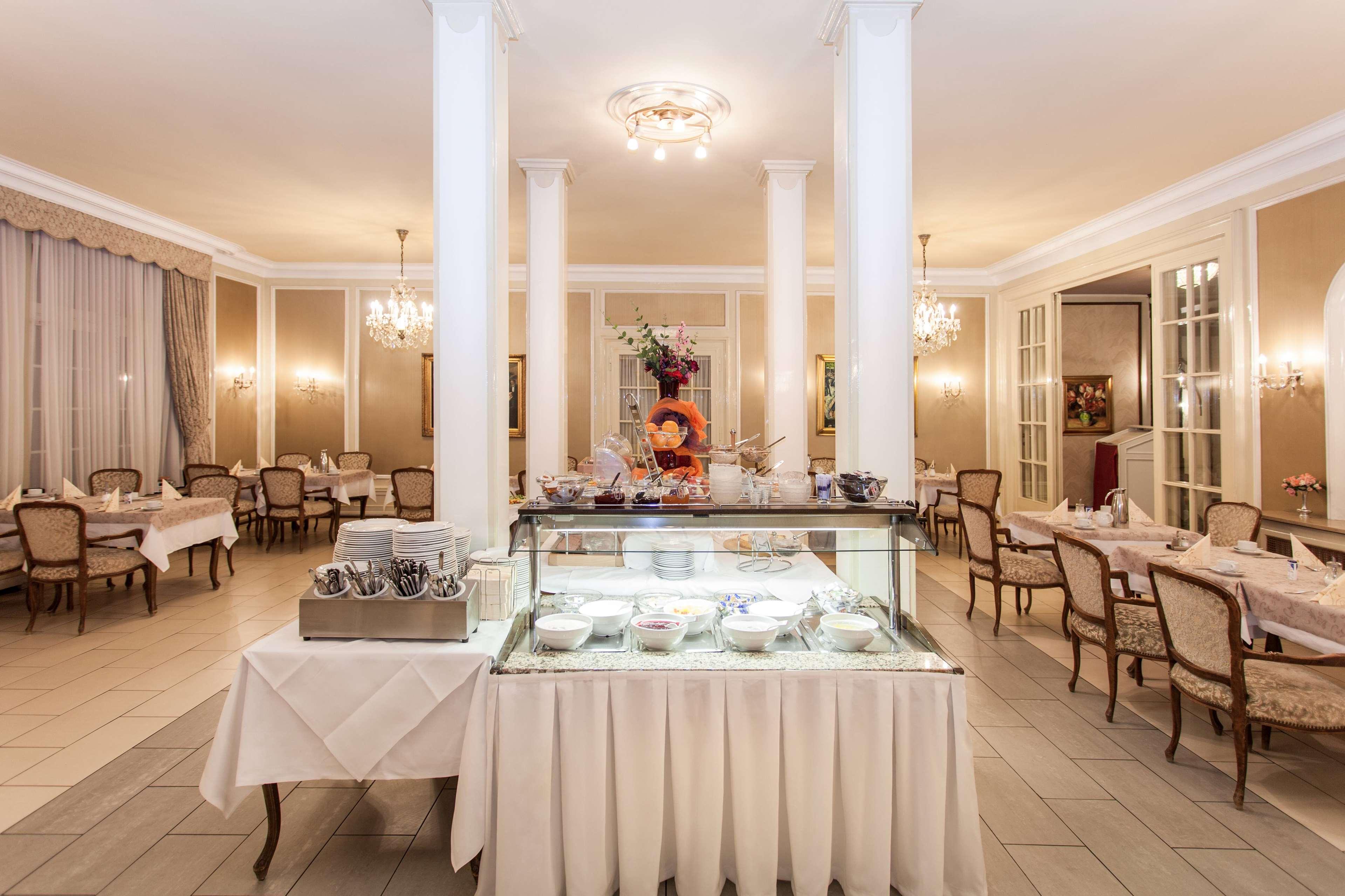 Centro National Frankfurt, Trademark Collection By