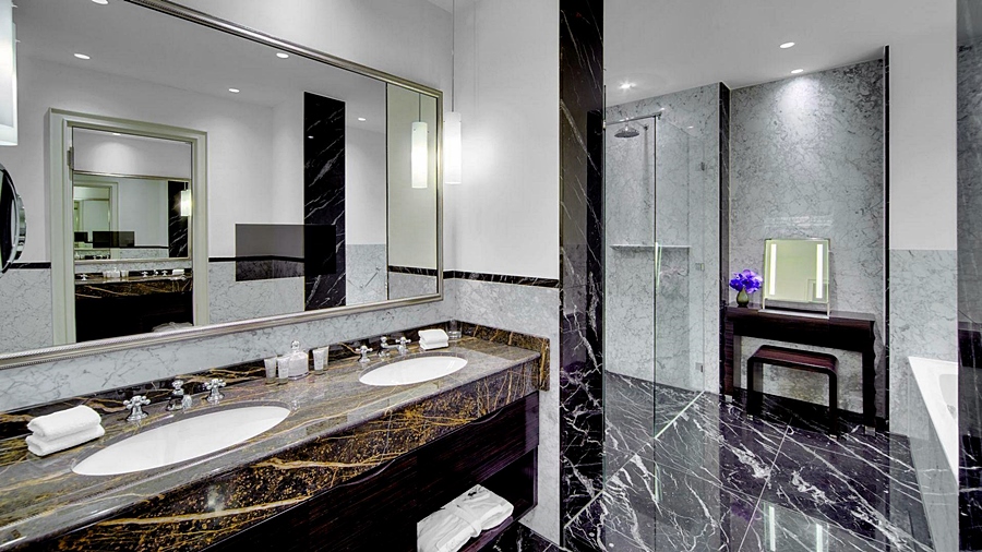 Hotel Atlantic Hamburg, Autograph Collection by null
