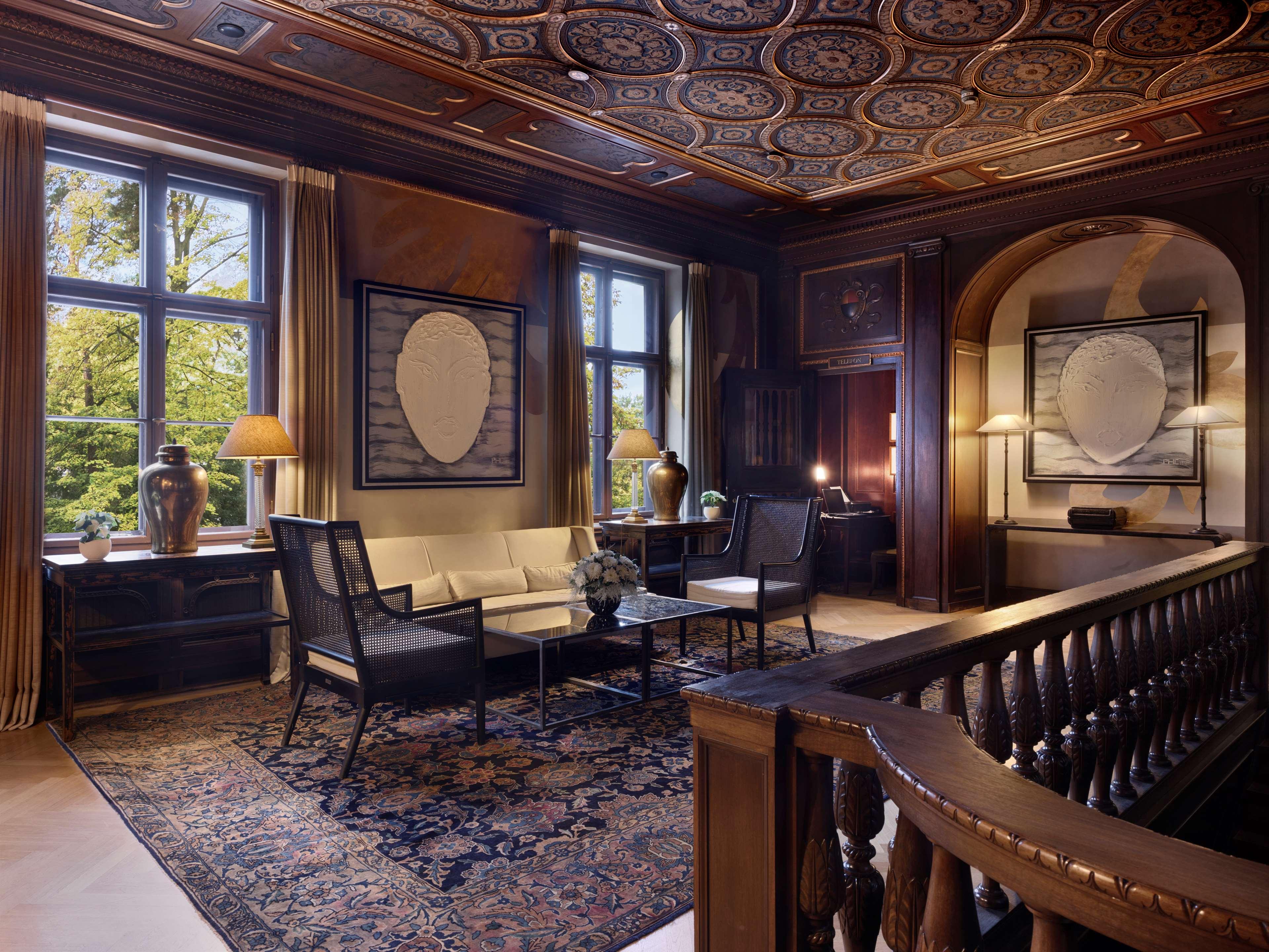 Schlosshotel Berlin by null