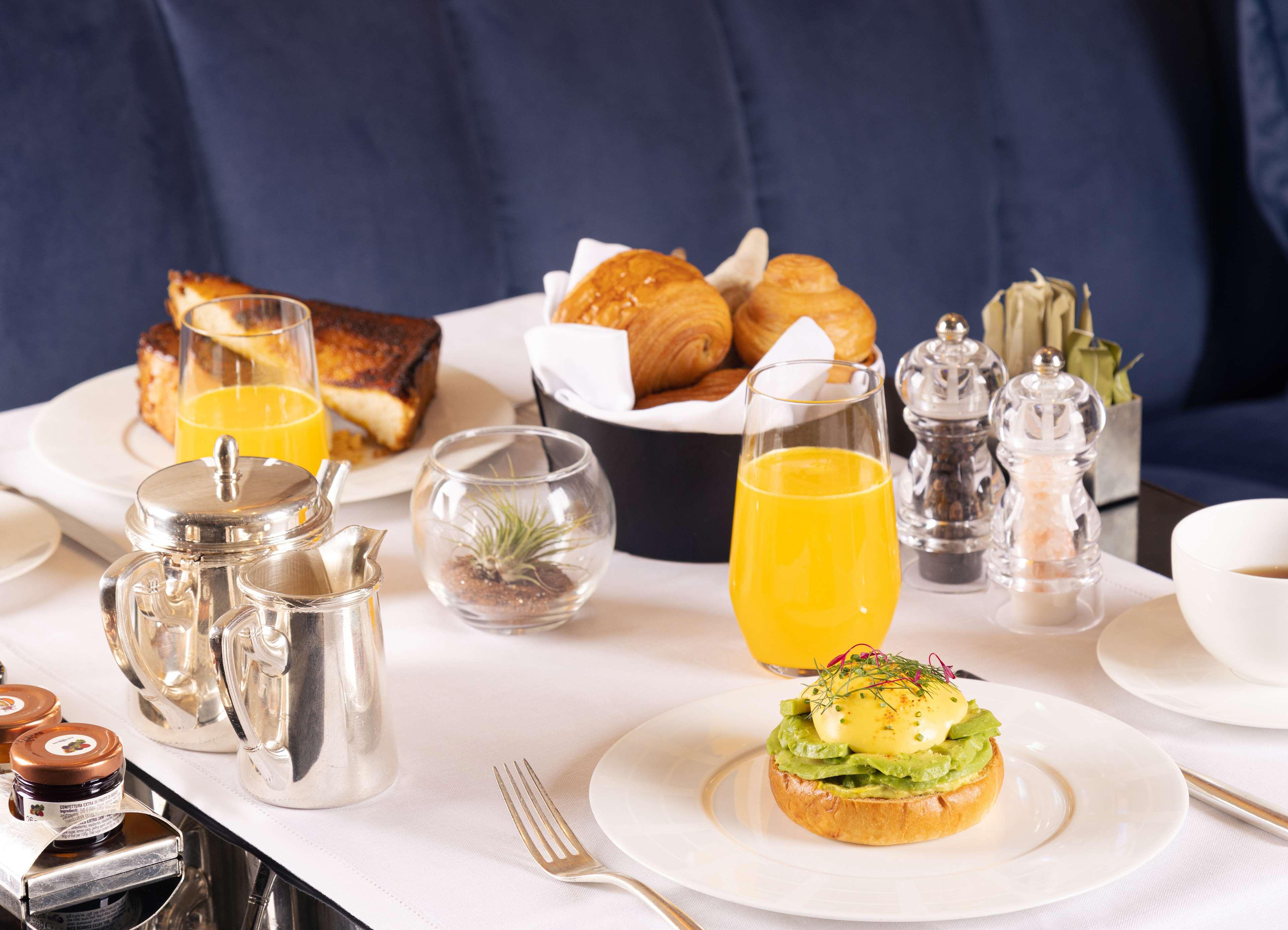 Park Hyatt Milan by null